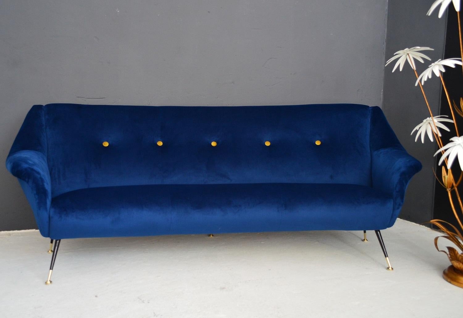 Italian Midcentury Curved Sofa in Blue Velvet, 1950s 8