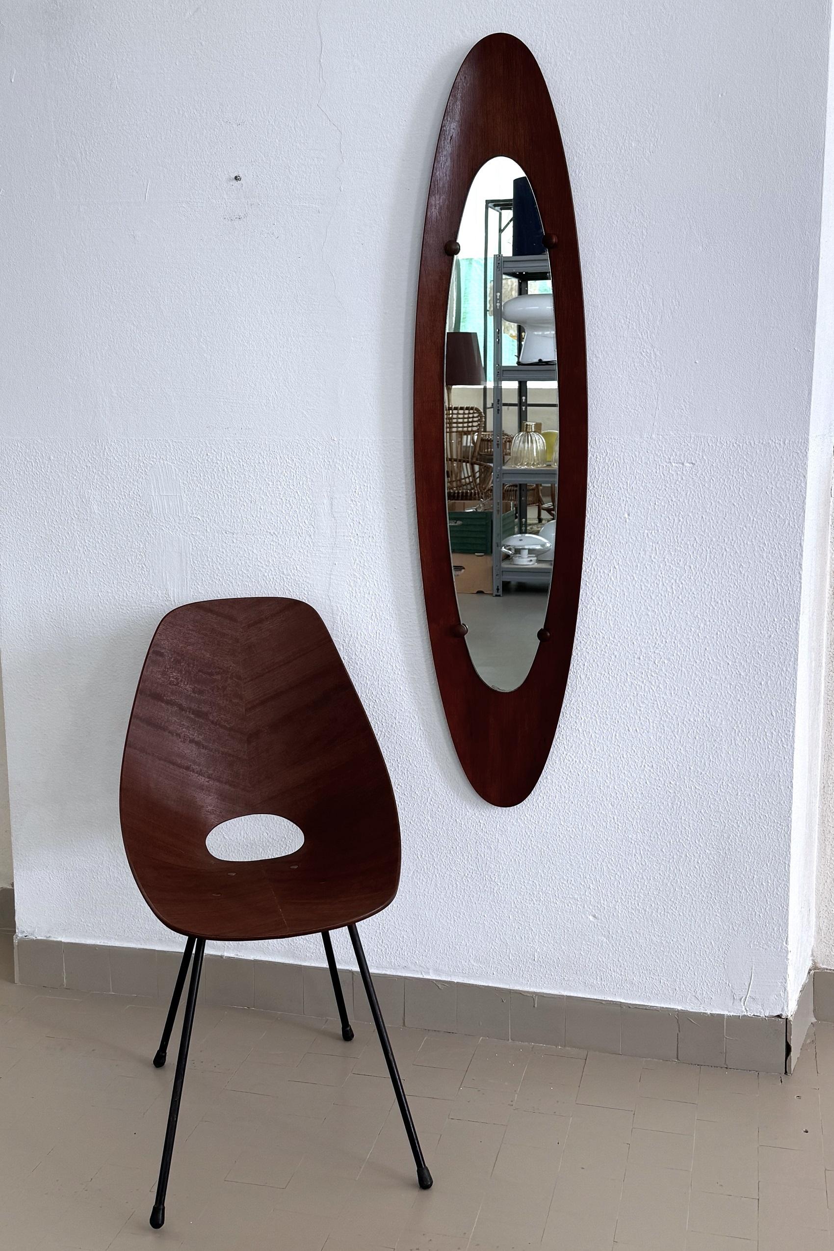 Miroir mural en teck et bentwood de designer italien du milieu du siècle dernier, années 1950 en vente 3