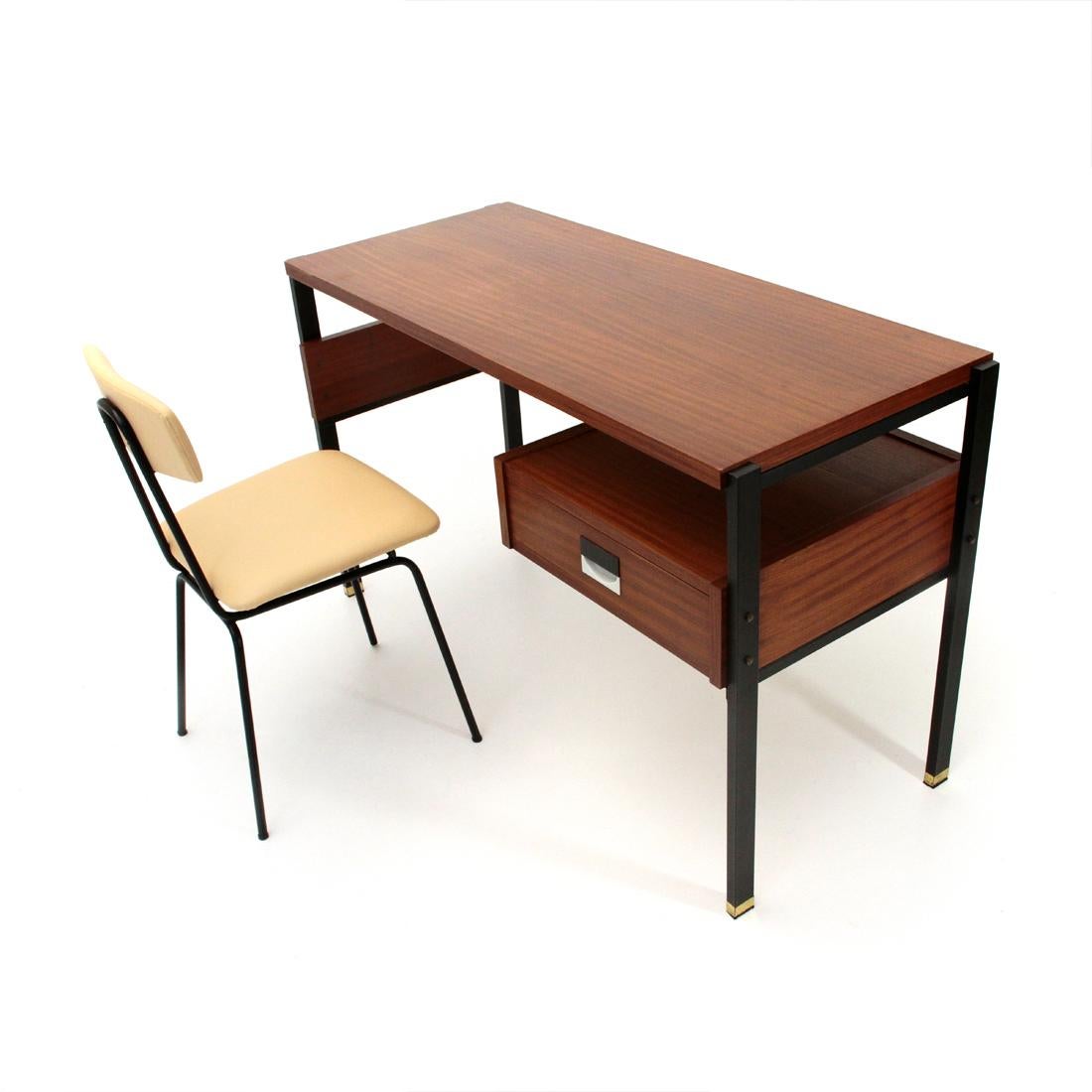 Mid-20th Century Italian Midcentury Desk and Chair by Giuseppe Brusadelli, 1950s