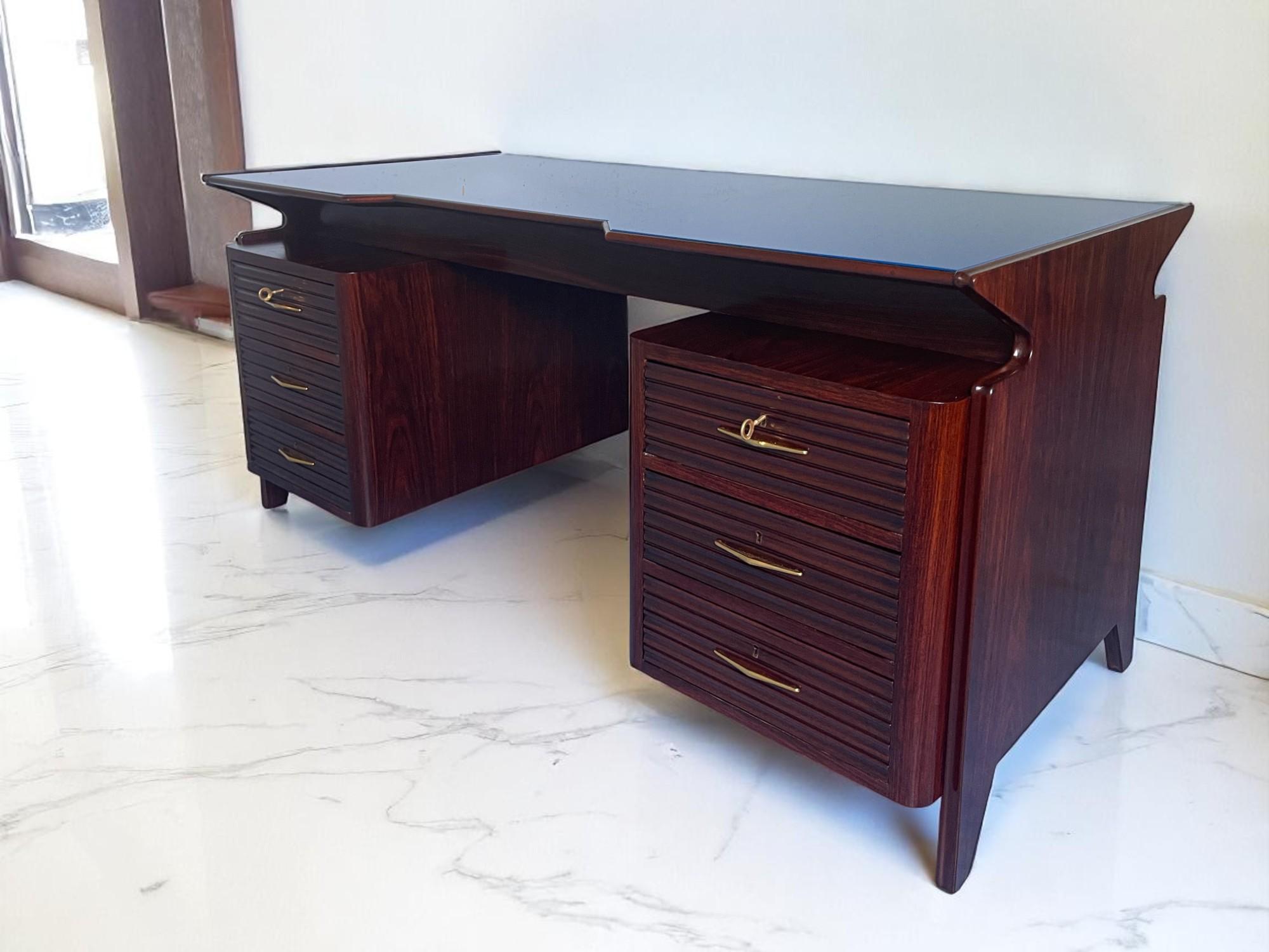Italian Midcentury Desk attributed to Osvaldo Borsani , Italy 1950s in vendita 1