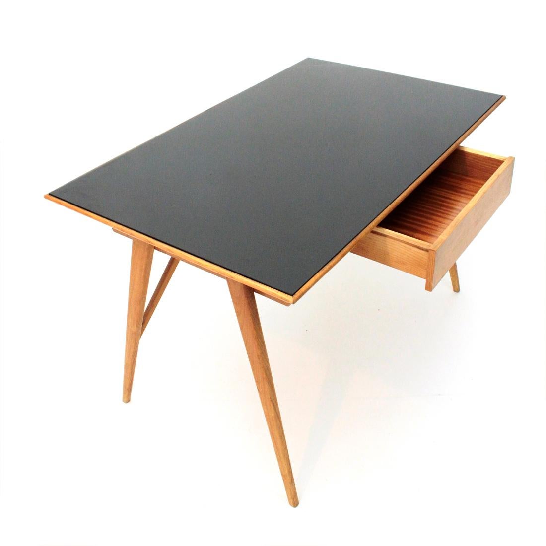 Italian Midcentury Desk with Black Glass Top, 1950s In Good Condition In Savona, IT