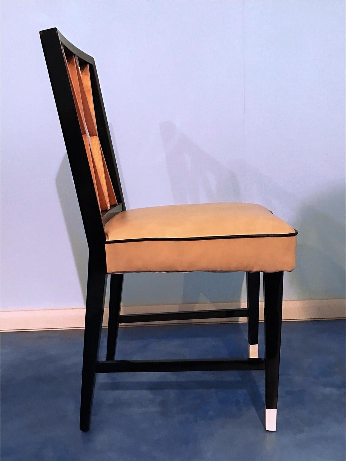 Italian Midcentury Dining Chairs Attributed to Paolo Buffa, 1950s, Set of 6 11