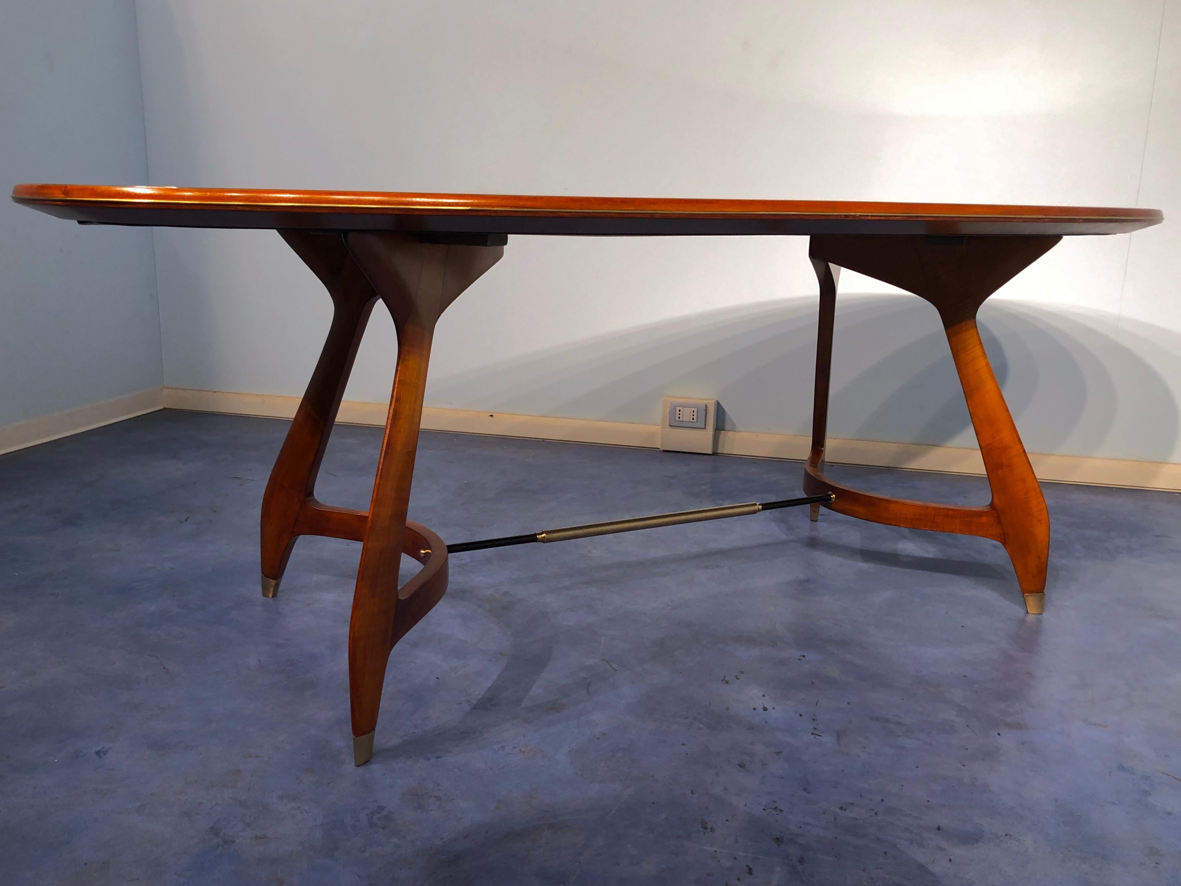 oval mid century dining table