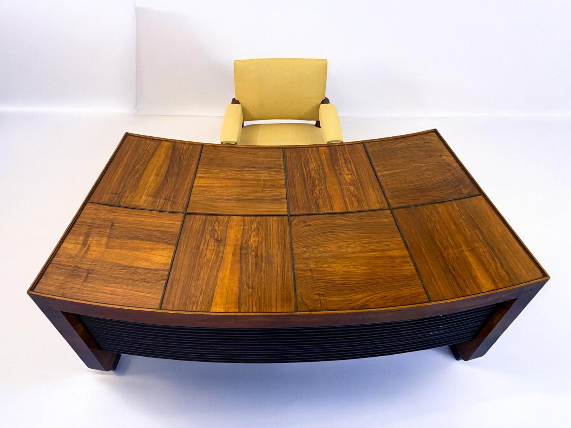 Italian Midcentury Executive Desk Table with chair designed by Gio' Ponti, 1940s For Sale 6