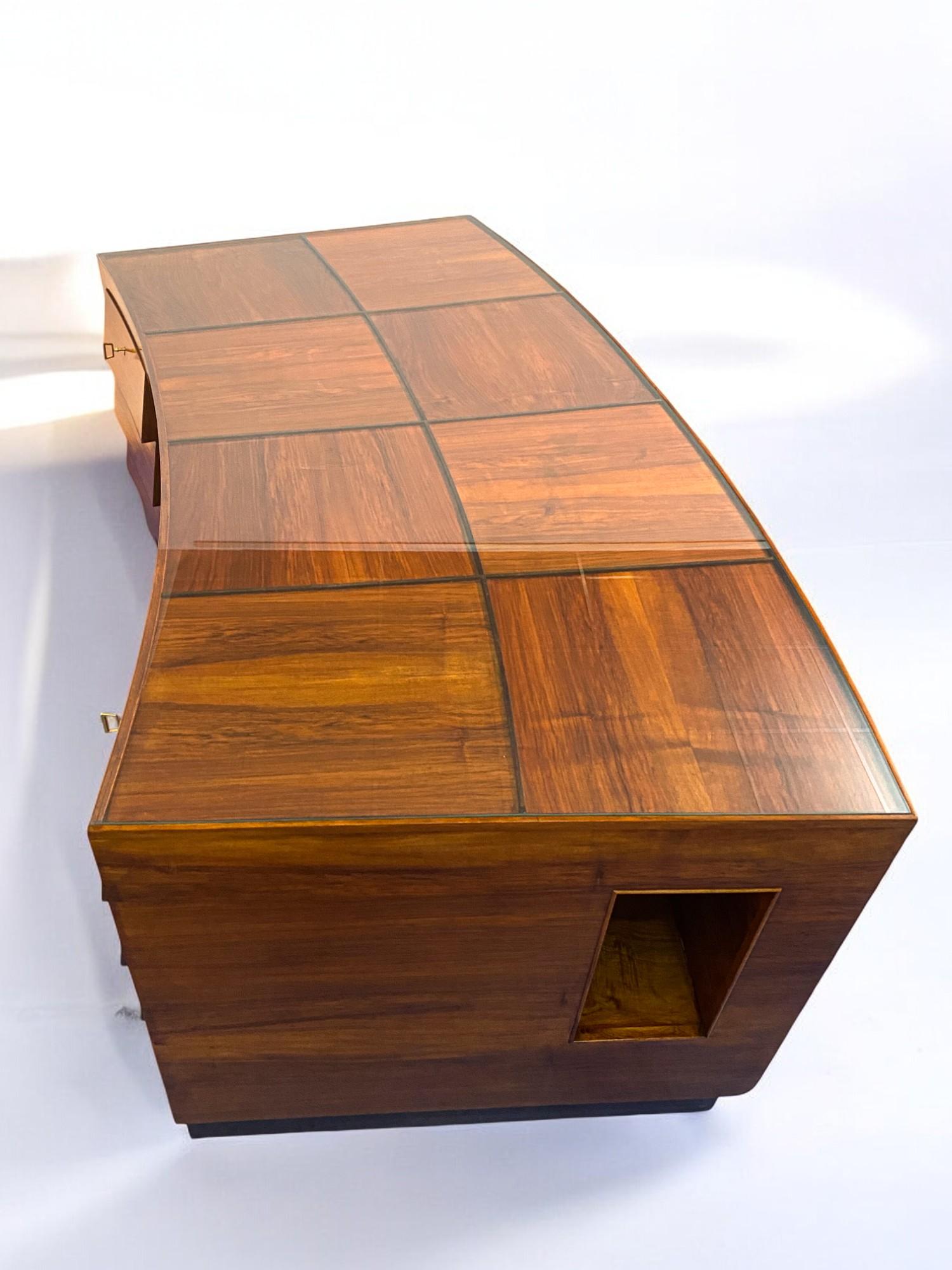 Italian Midcentury Executive Desk Table with chair designed by Gio' Ponti, 1940s For Sale 13
