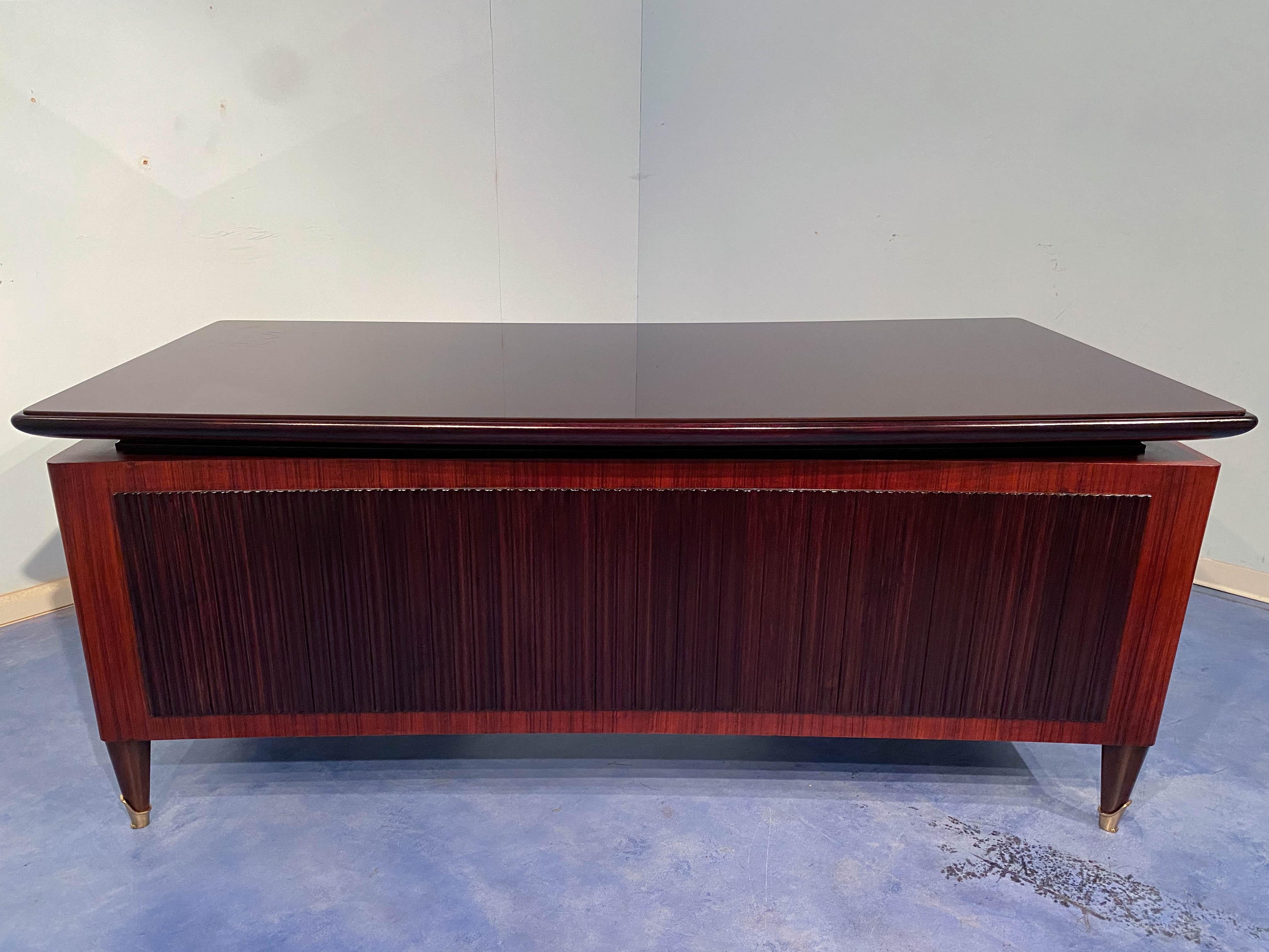 Mid-20th Century Italian Midcentury Executive Rosewood Desk and Chair by Dassi, 1950s