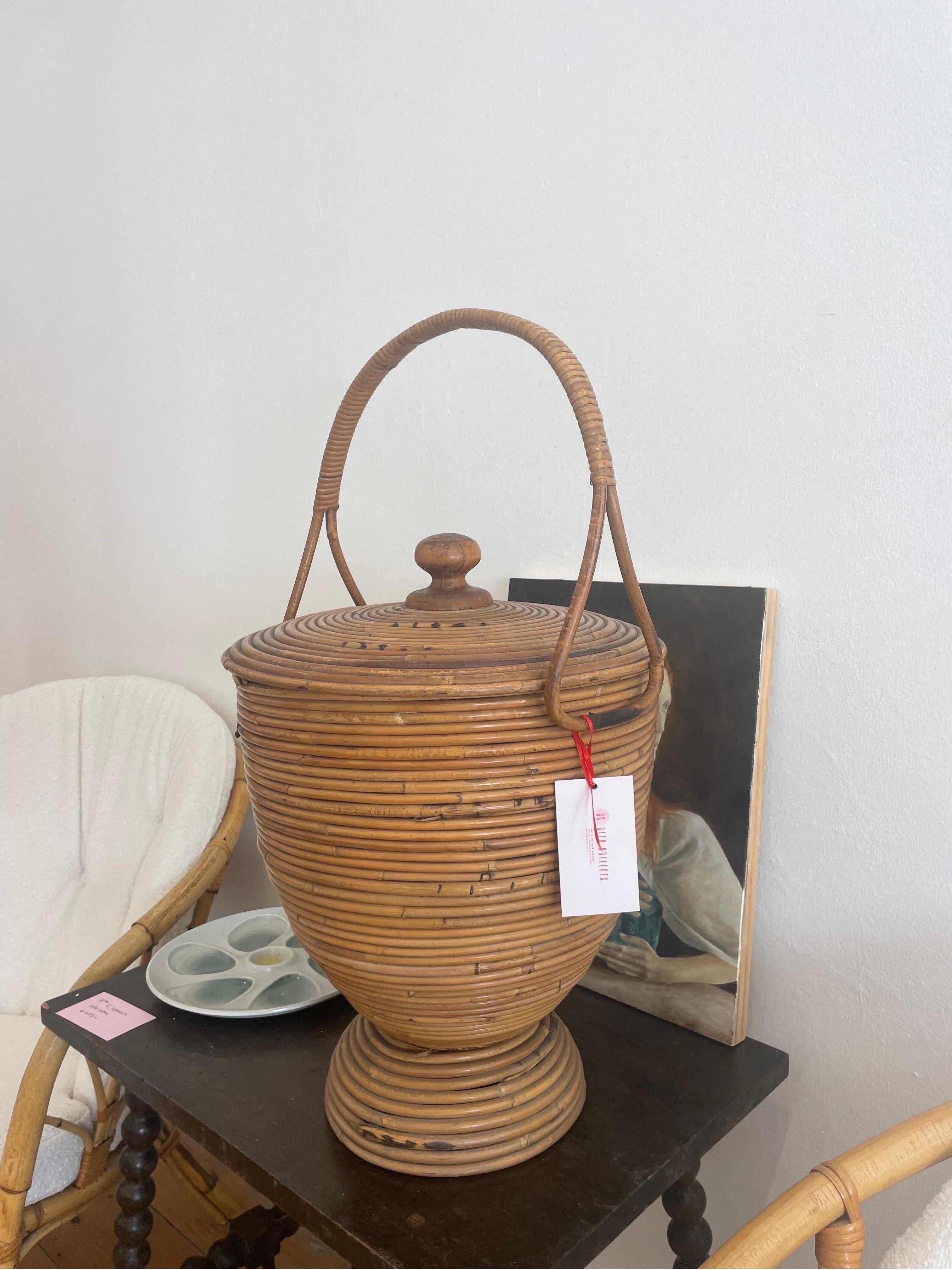 Italian Midcentury feature basket  In Good Condition For Sale In DARLINGTON, WA