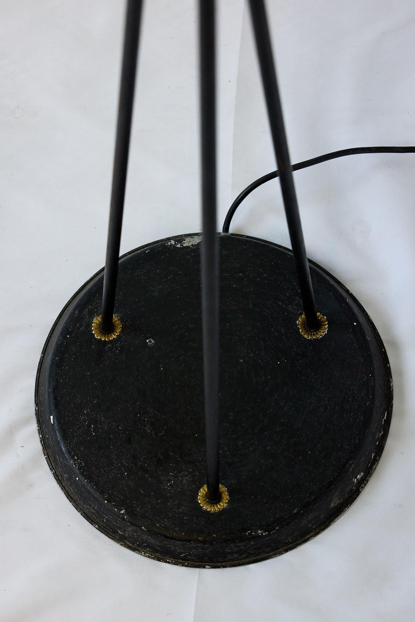Lampadaire italien du milieu du siècle avec abat-jour tissé original en résine en vente 8
