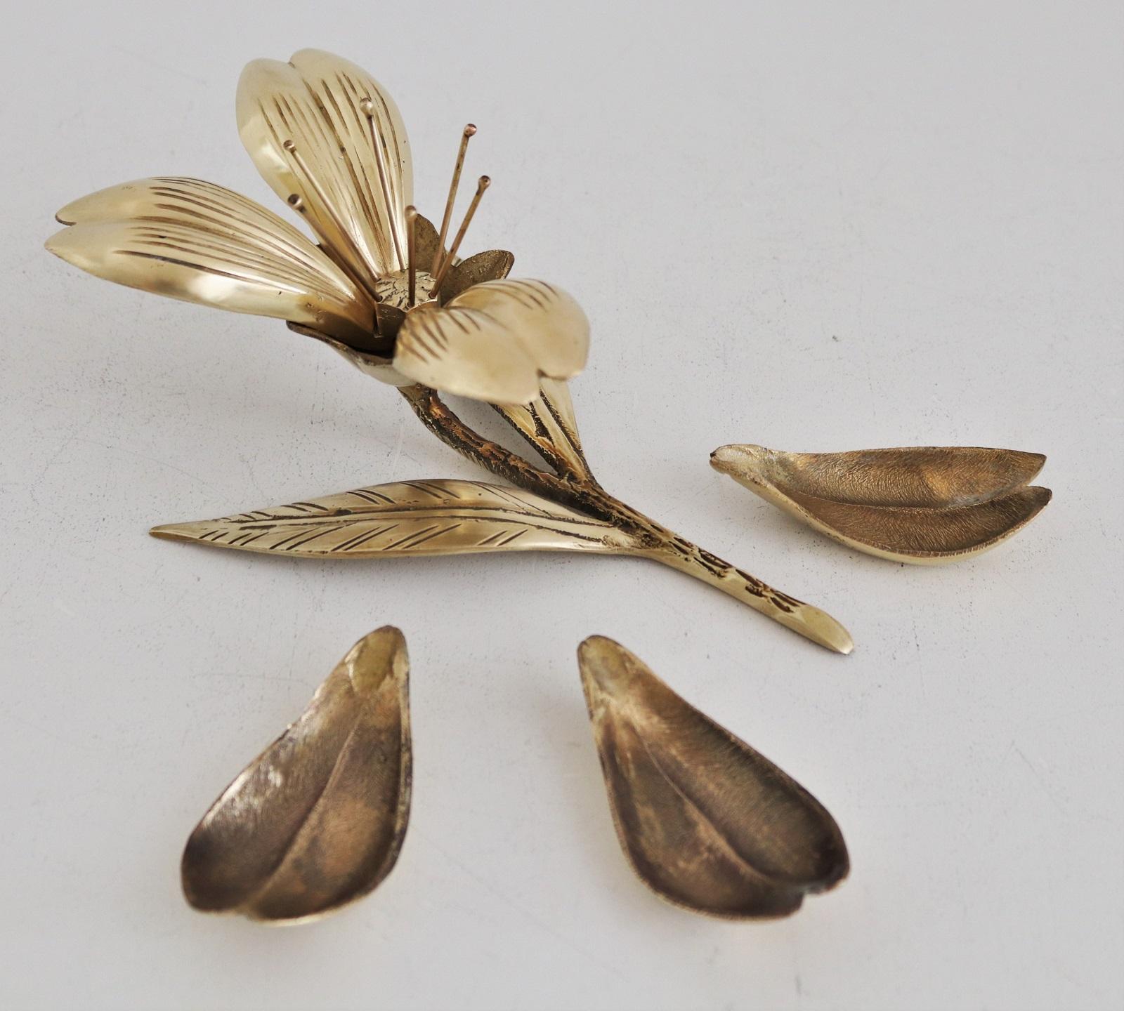 Italian Midcentury Flower in Brass with Petal Ashtrays for Cigarettes, 1950s 3