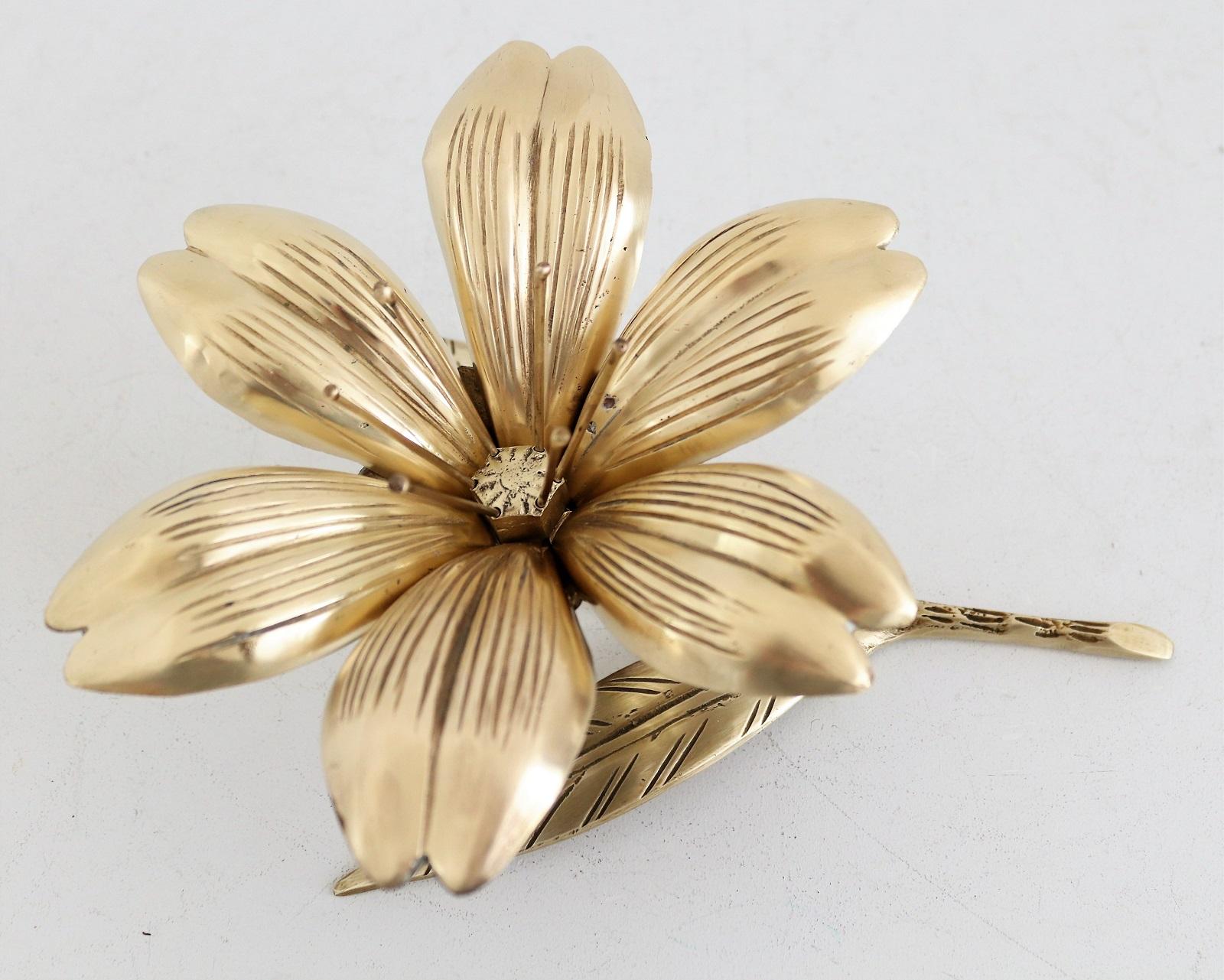 Italian Midcentury Flower in Brass with Petal Ashtrays for Cigarettes, 1950s 5