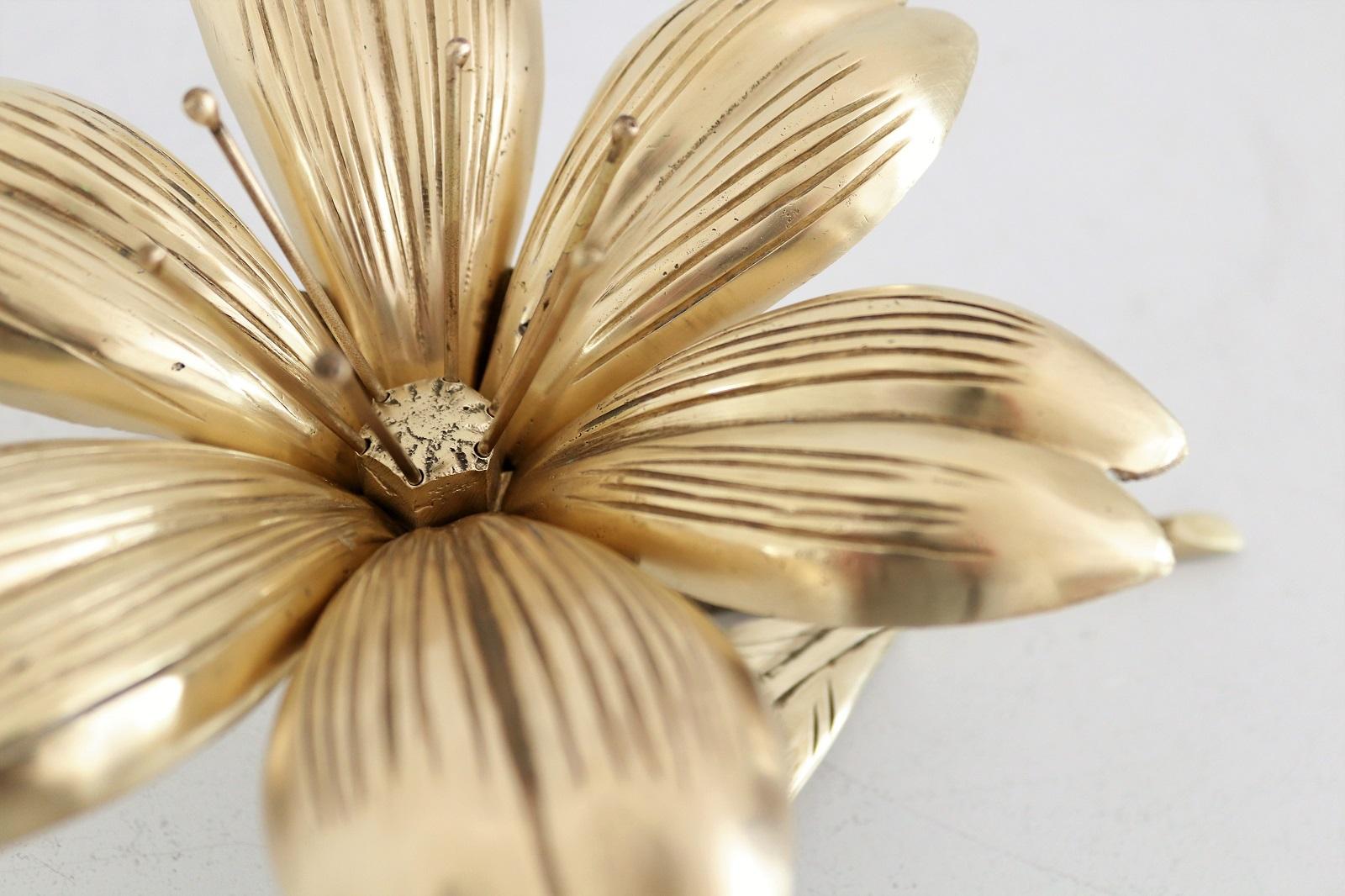 Italian Midcentury Flower in Brass with Petal Ashtrays for Cigarettes, 1950s 6