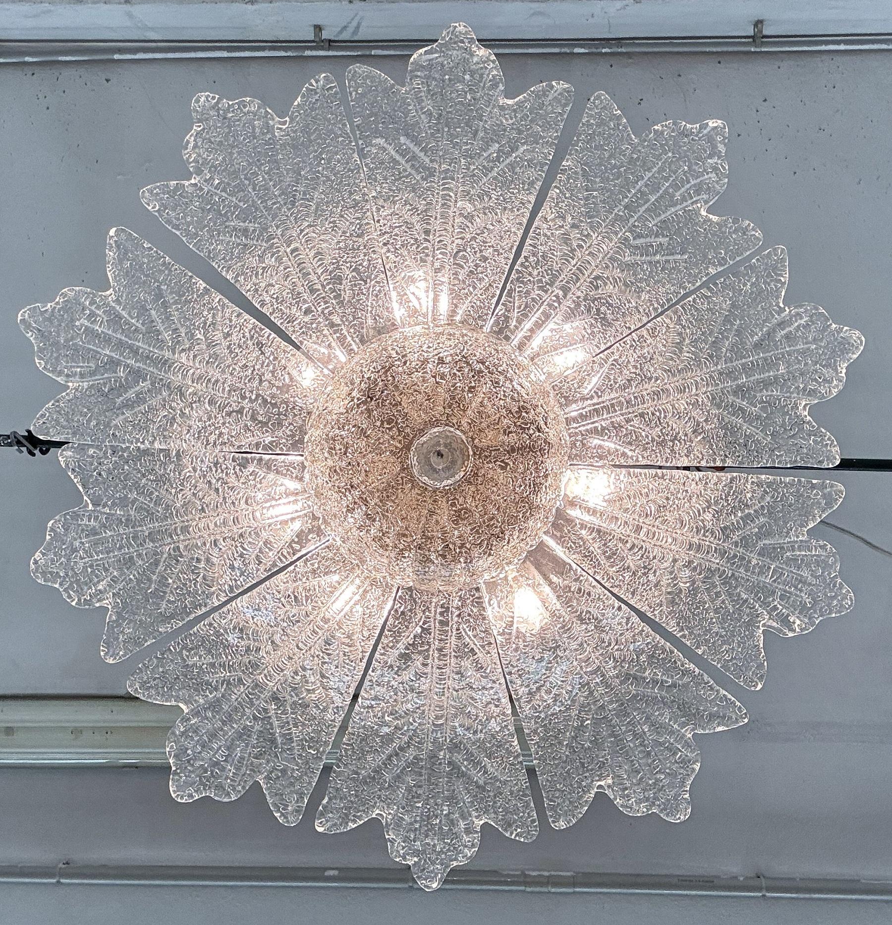 Italian Midcentury Flower Murano Glass Chandelier, 1970s For Sale 7