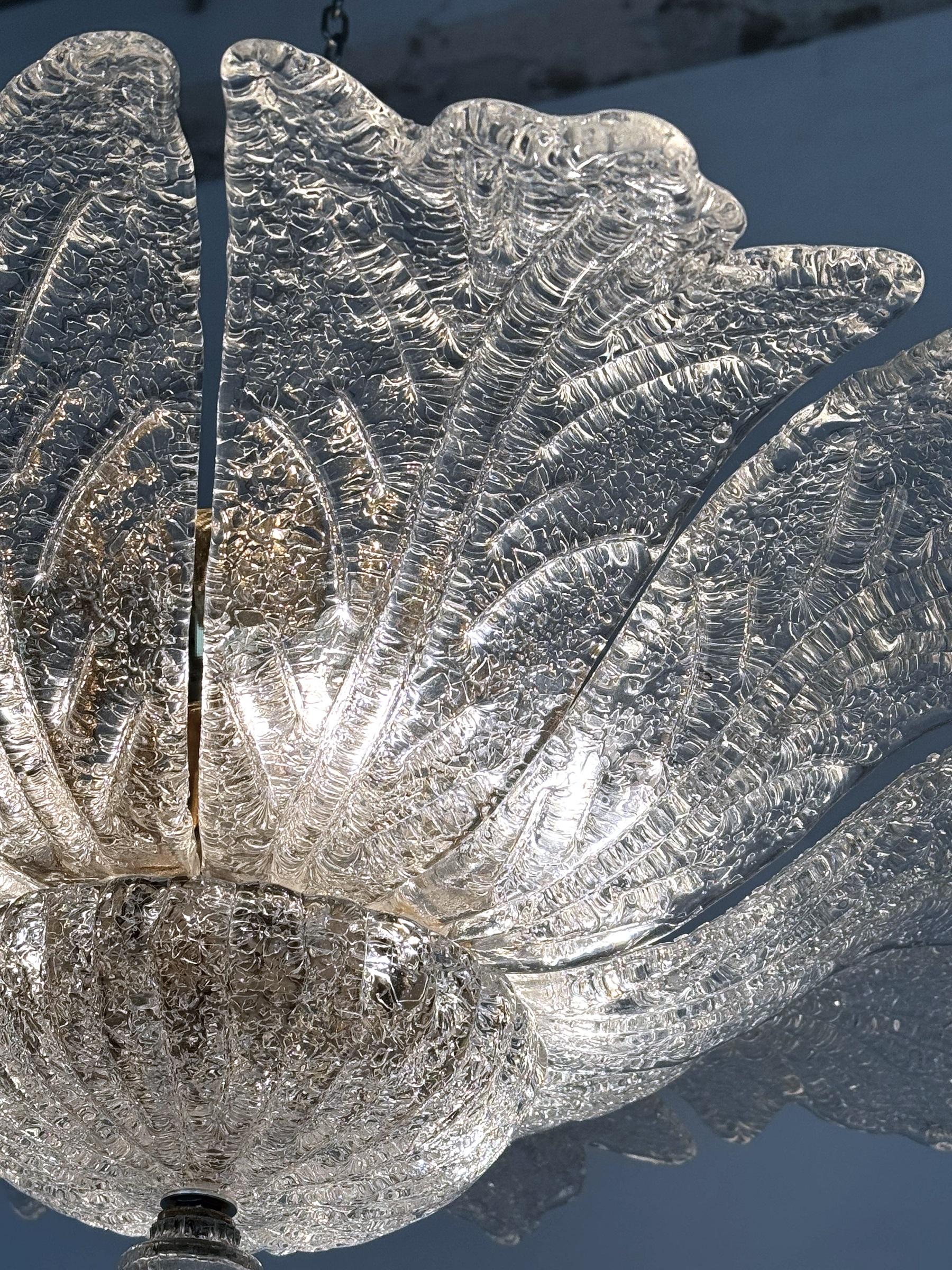 Late 20th Century Italian Midcentury Flower Murano Glass Chandelier, 1970s For Sale