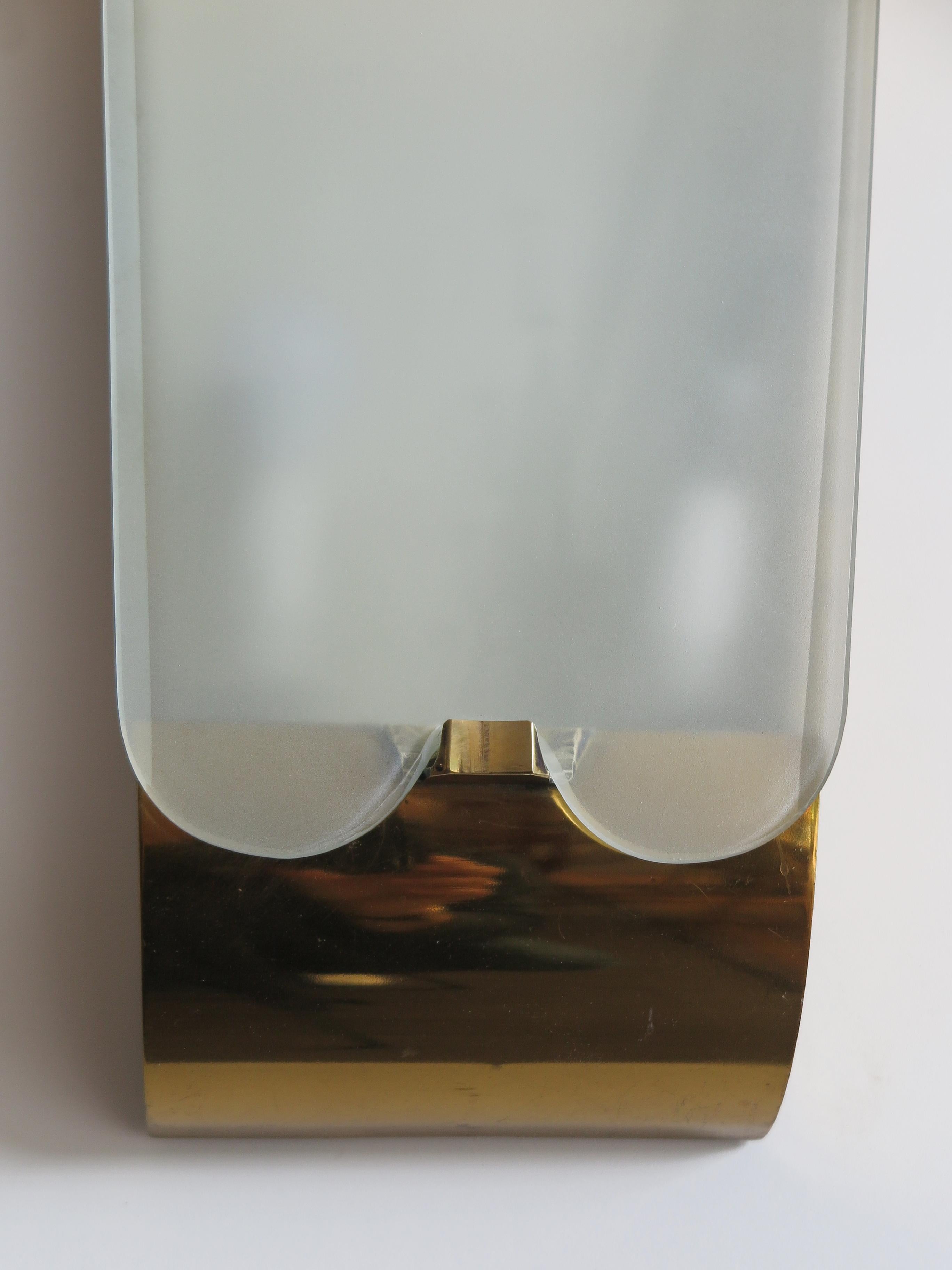 Italian Midcentury Fontana Arte Glass Brass Sconces Wall Lamps, 1940s For Sale 4