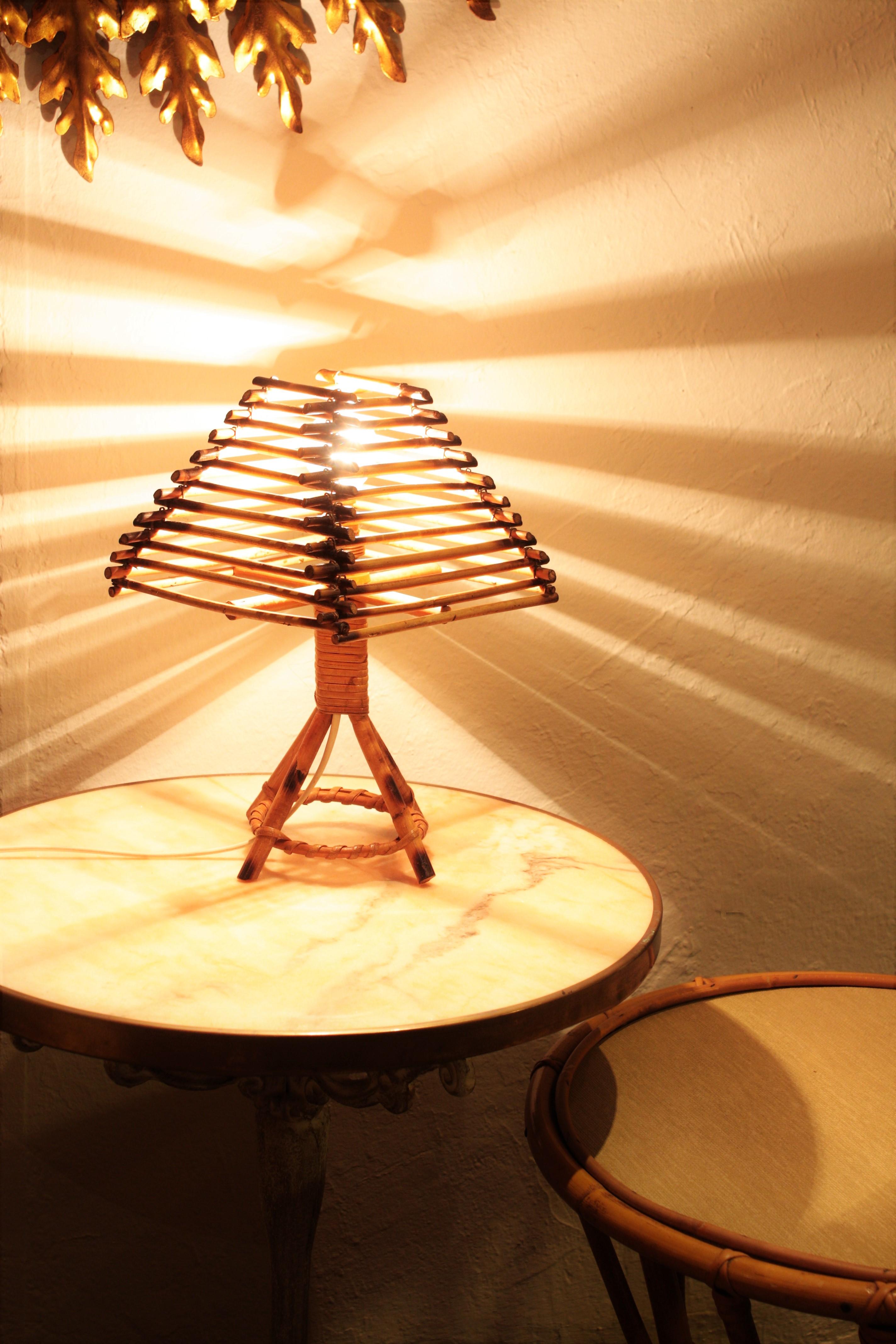 Franco Albini Style Rattan and Wicker Table Lamp, Italy, 1960s In Excellent Condition In Barcelona, ES