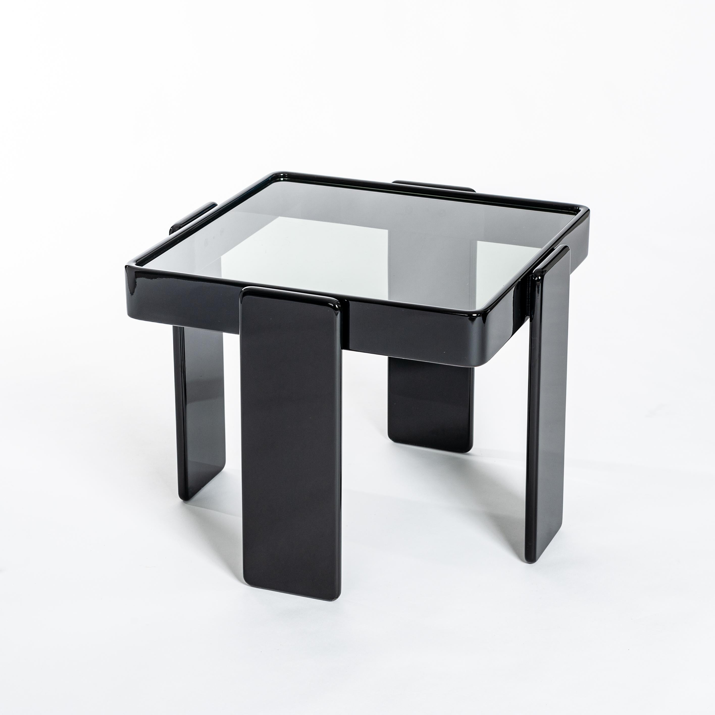 Italian Midcentury Gianfranco Frattini Black Nesting Tables for Cassina, 1960s im Angebot 4