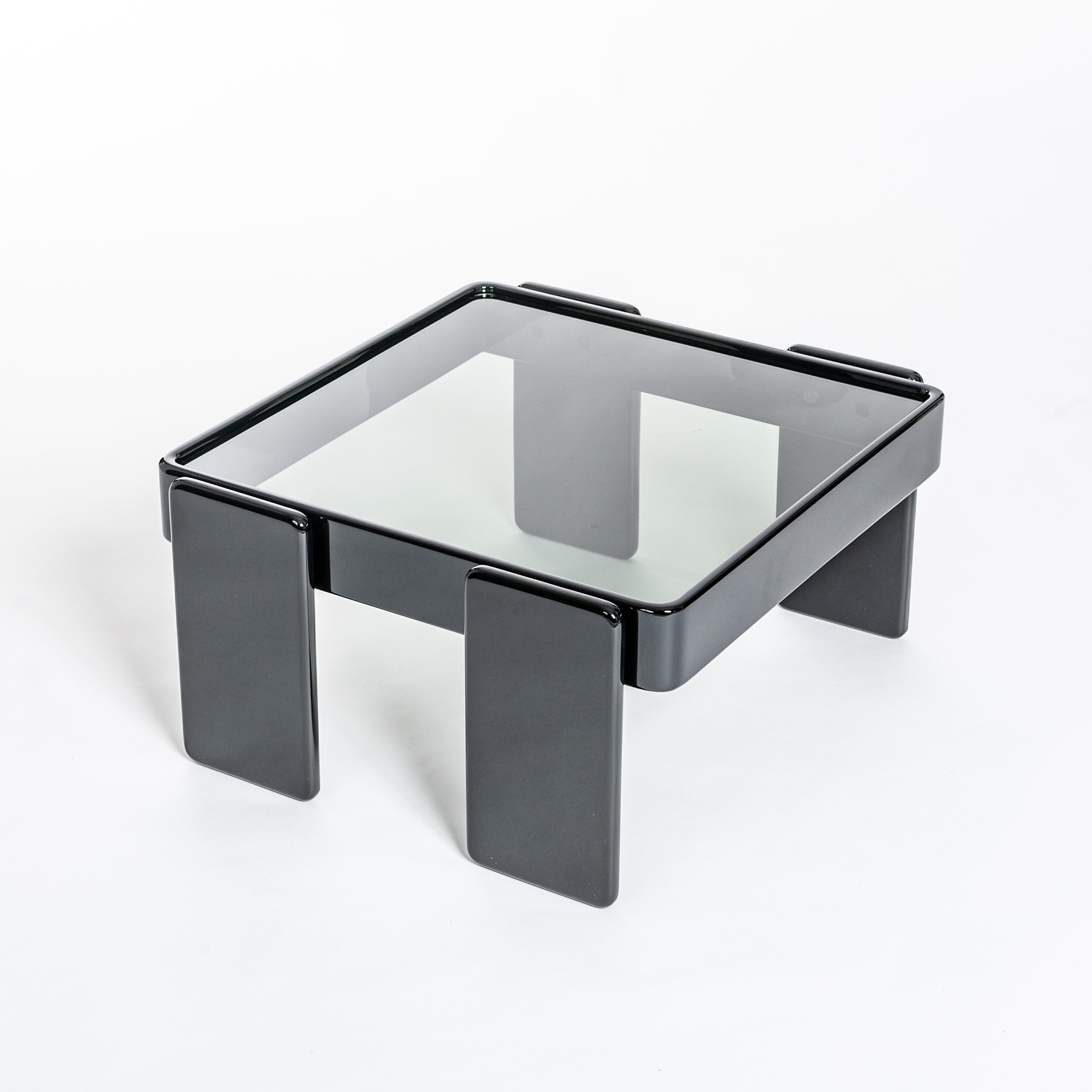 Italian Midcentury Gianfranco Frattini Black Nesting Tables for Cassina, 1960s (Glas) im Angebot