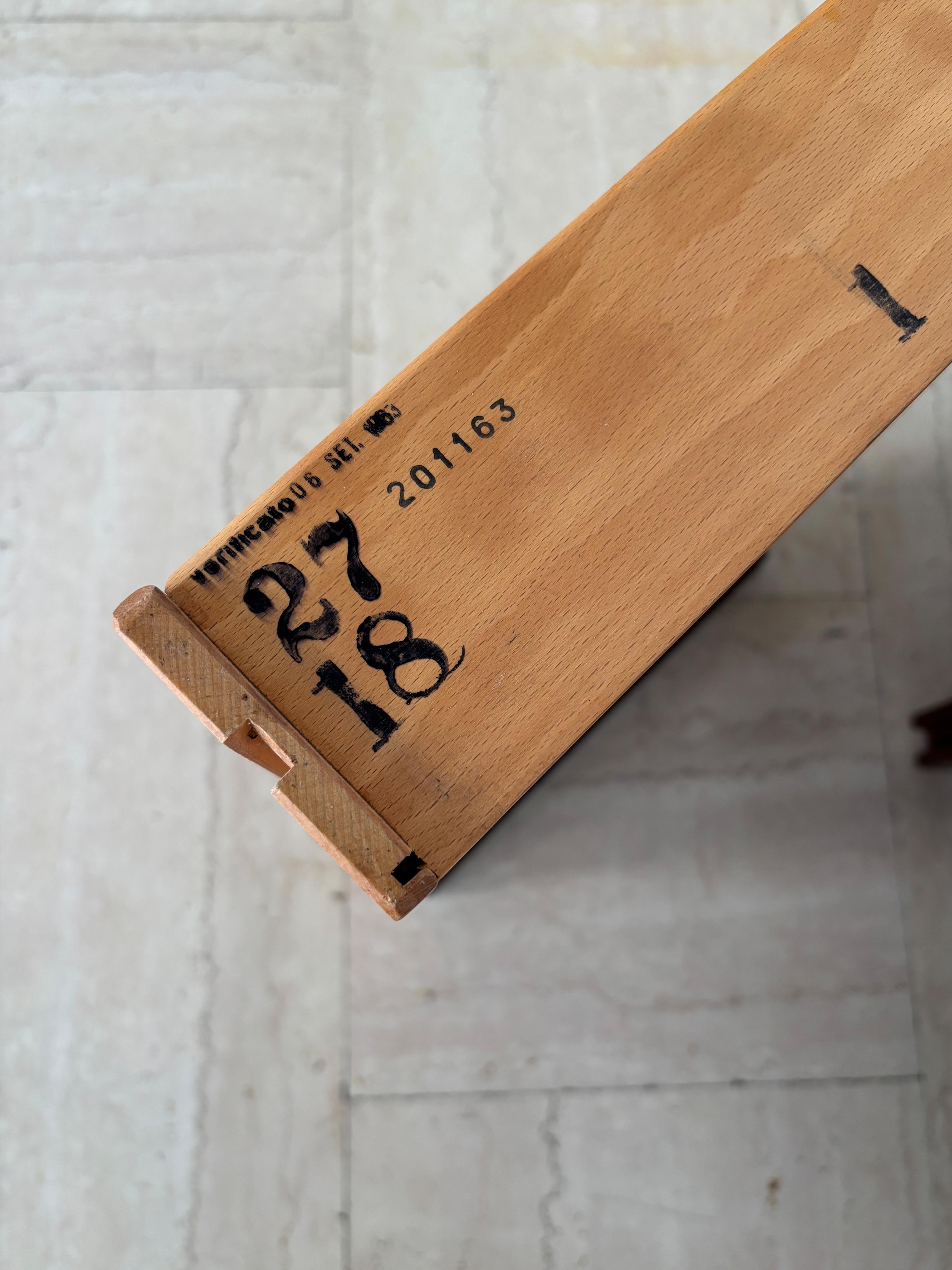 Table en bois foncé du milieu du siècle dernier de Gianfranco Frattini pour Bernini, années 1960 en vente 12