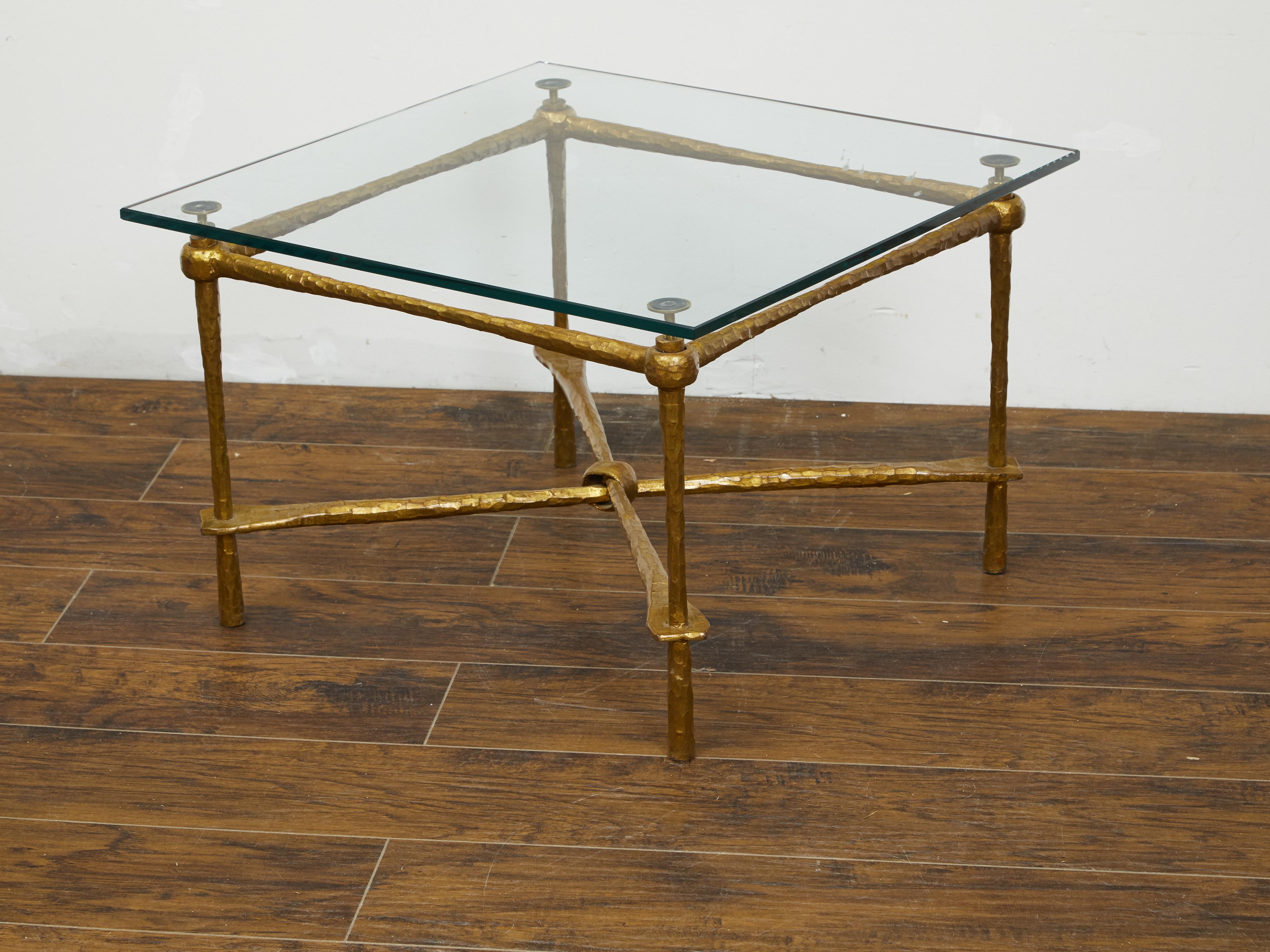 Italian Midcentury Gilt Metal Coffee Table with Glass Top and Hammered Accents For Sale 2