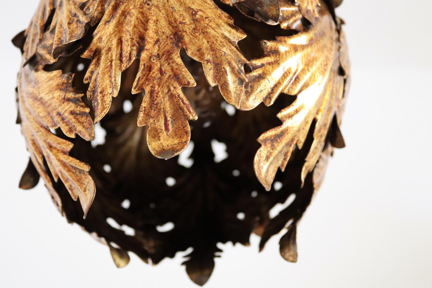 Italian Midcentury Gilt Metal Pendant Lamp with Leaves for Hans Kögl, 1960s For Sale 2