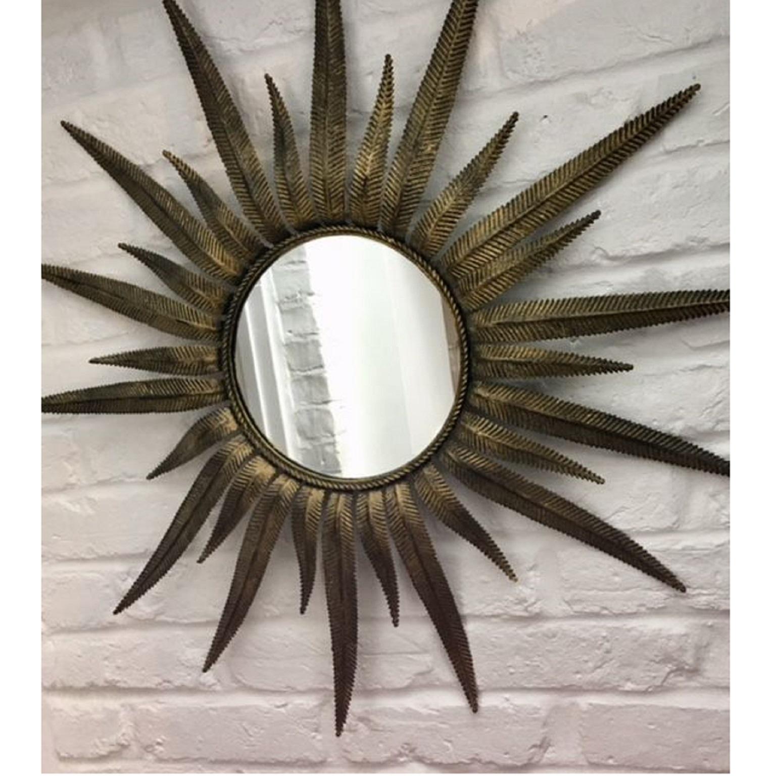 Italian Mid-Century Gilt metal Sunburst Mirror, 1950s In Good Condition In Richmond, Surrey