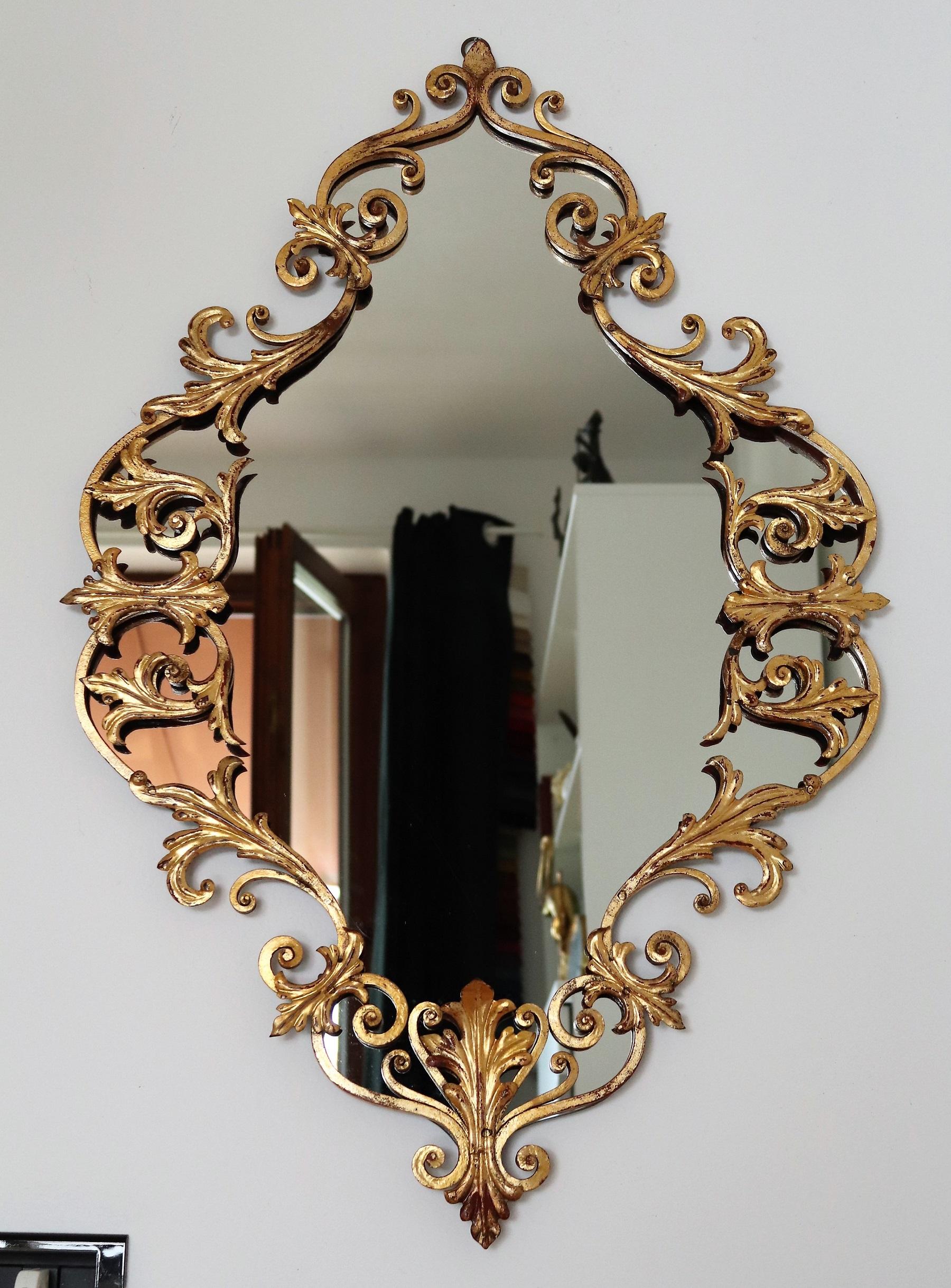 Italian Midcentury Gilt Wall Mirror Hand-Crafted in Baroque Style, Italy, 1950s 5