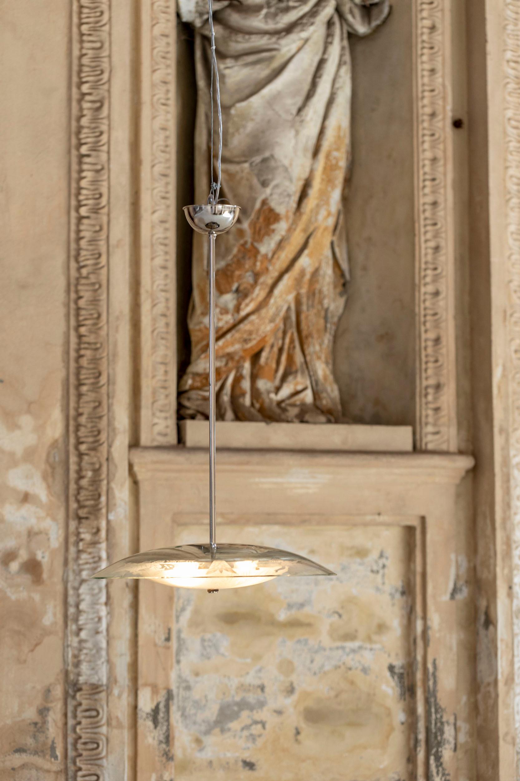 Italienische Mid-Century-Glas-Anhänger aus der Mitte des Jahrhunderts, Pietro Chiesa für Fontana Arte zugeschrieben im Angebot 2
