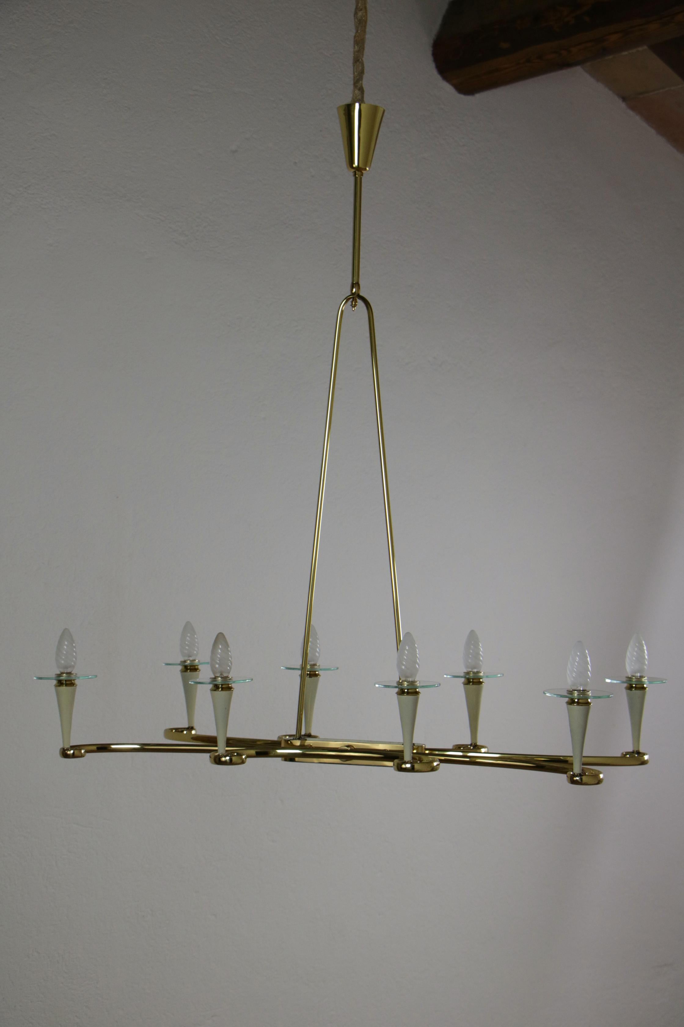 Italian Midcentury Gold and Ivory Color Eight Lights Chandelier, 1950s For Sale 10
