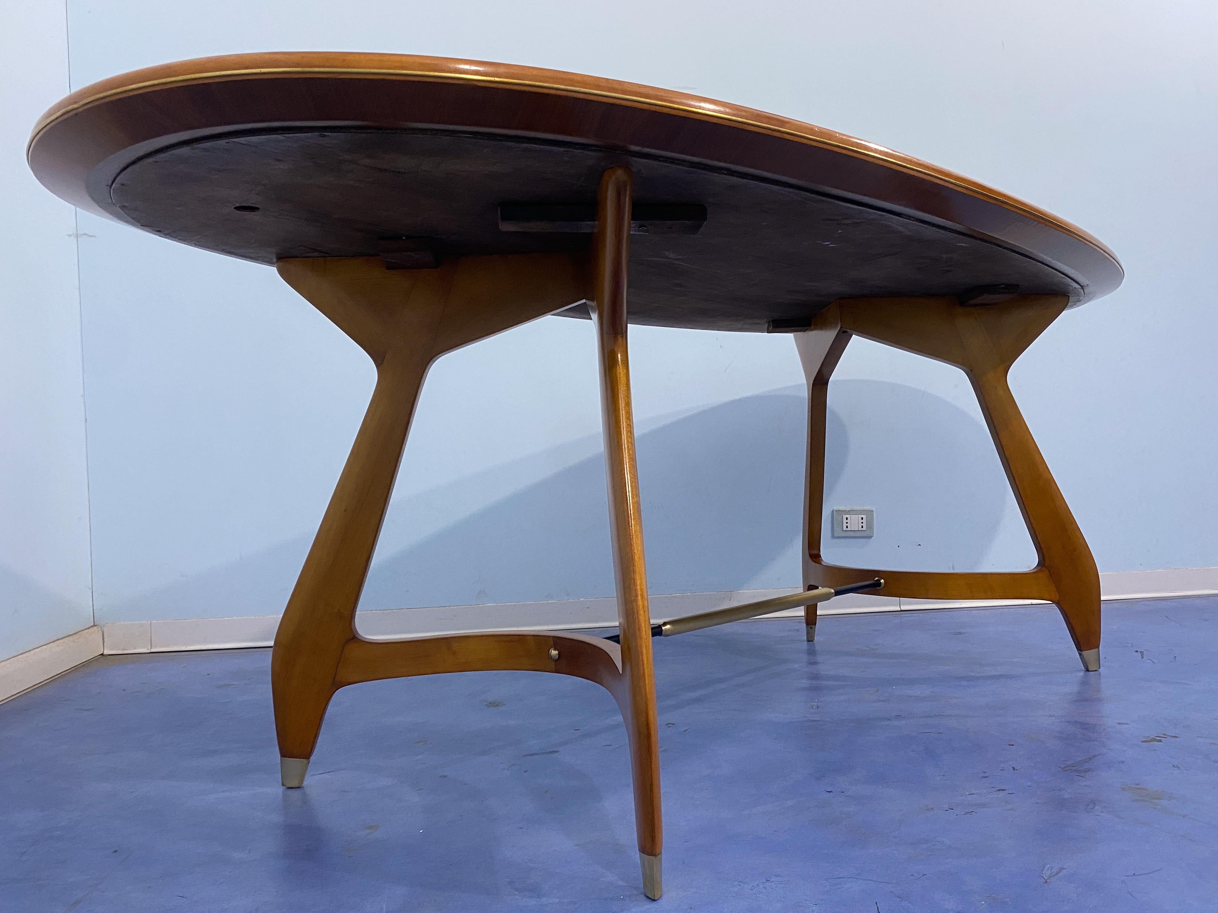 Italian Midcentury Green Olive Dining Table by Vittorio Dassi, 1950s For Sale 11