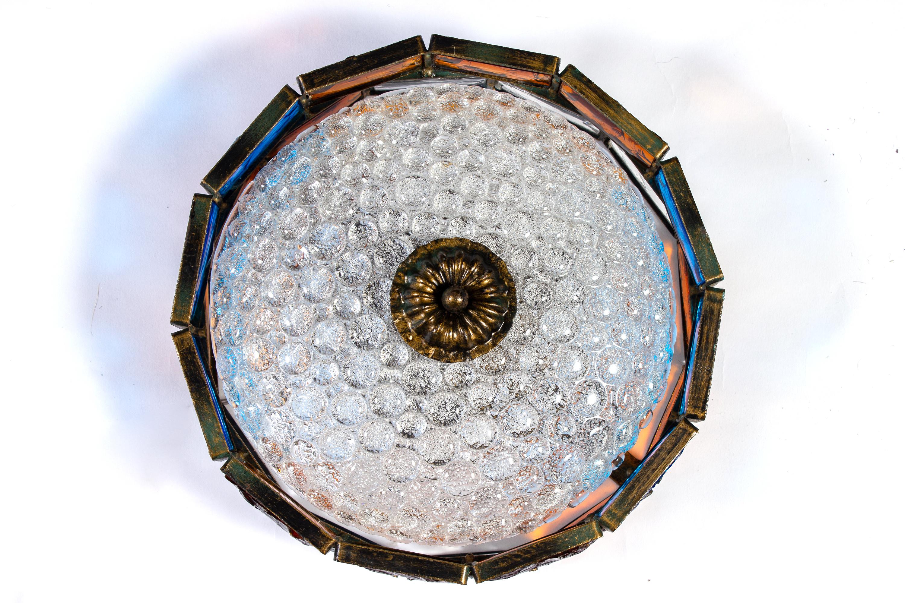 Italienische Deckenleuchten aus Eisen und farbenfrohem Muranoglas aus der Mitte des Jahrhunderts oder Einbaubeleuchtung (Geschliffenes Glas) im Angebot