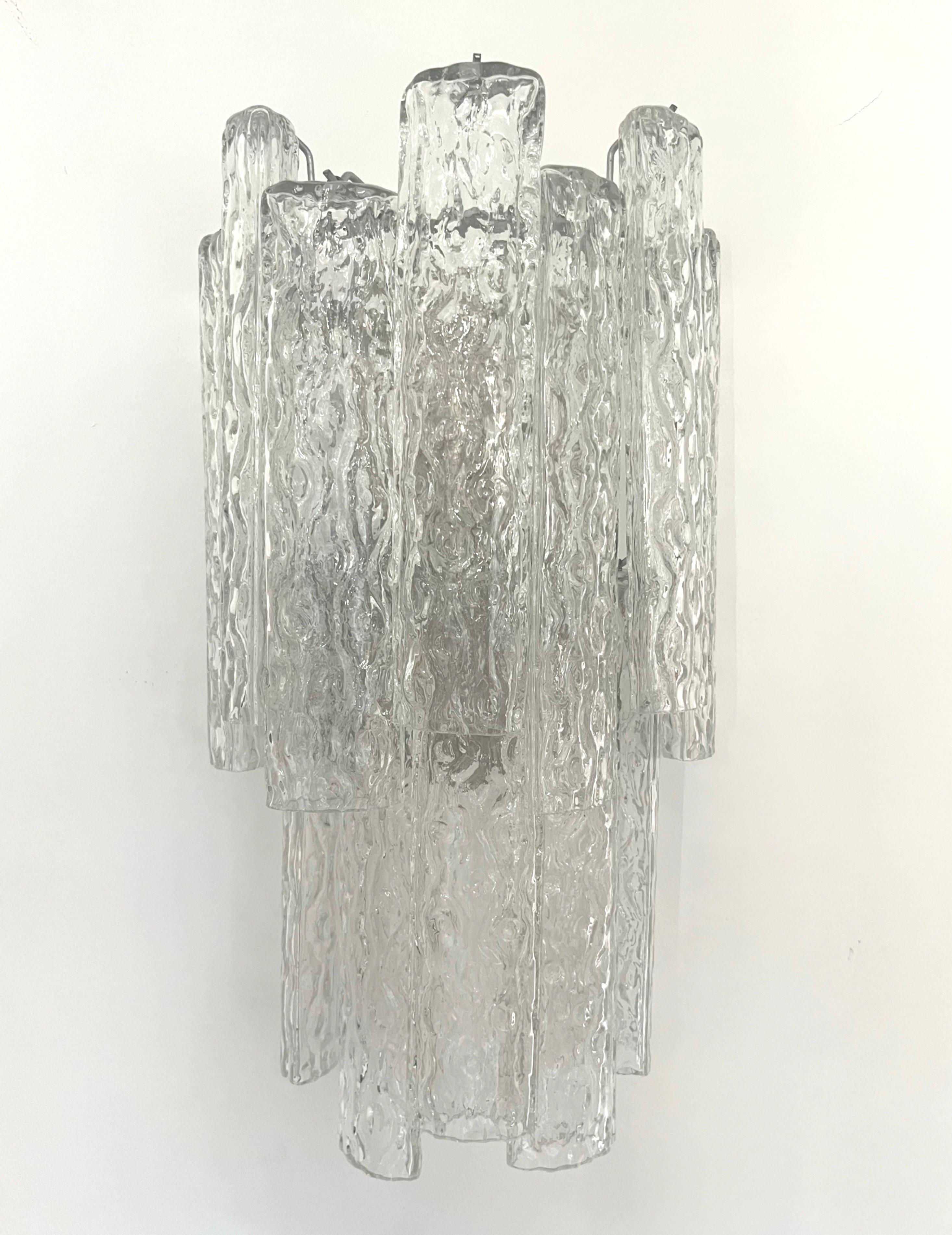 Italian Midcentury Large Beauty Murano Wall Sconce by Venini, 1970s In Good Condition For Sale In Badajoz, Badajoz