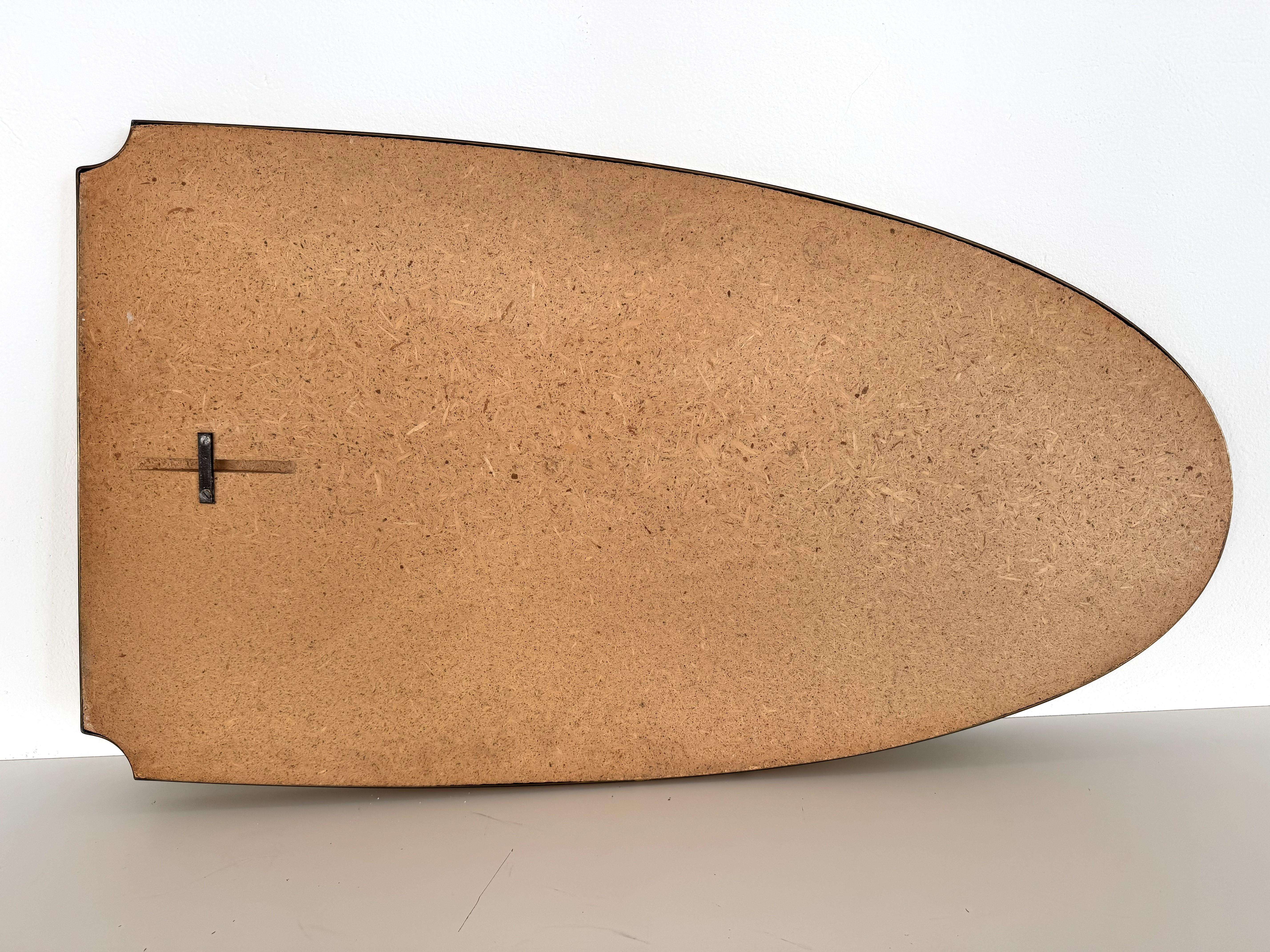 Grand miroir mural vintage original italien du milieu du siècle avec cadre en laiton, années 1970 en vente 11