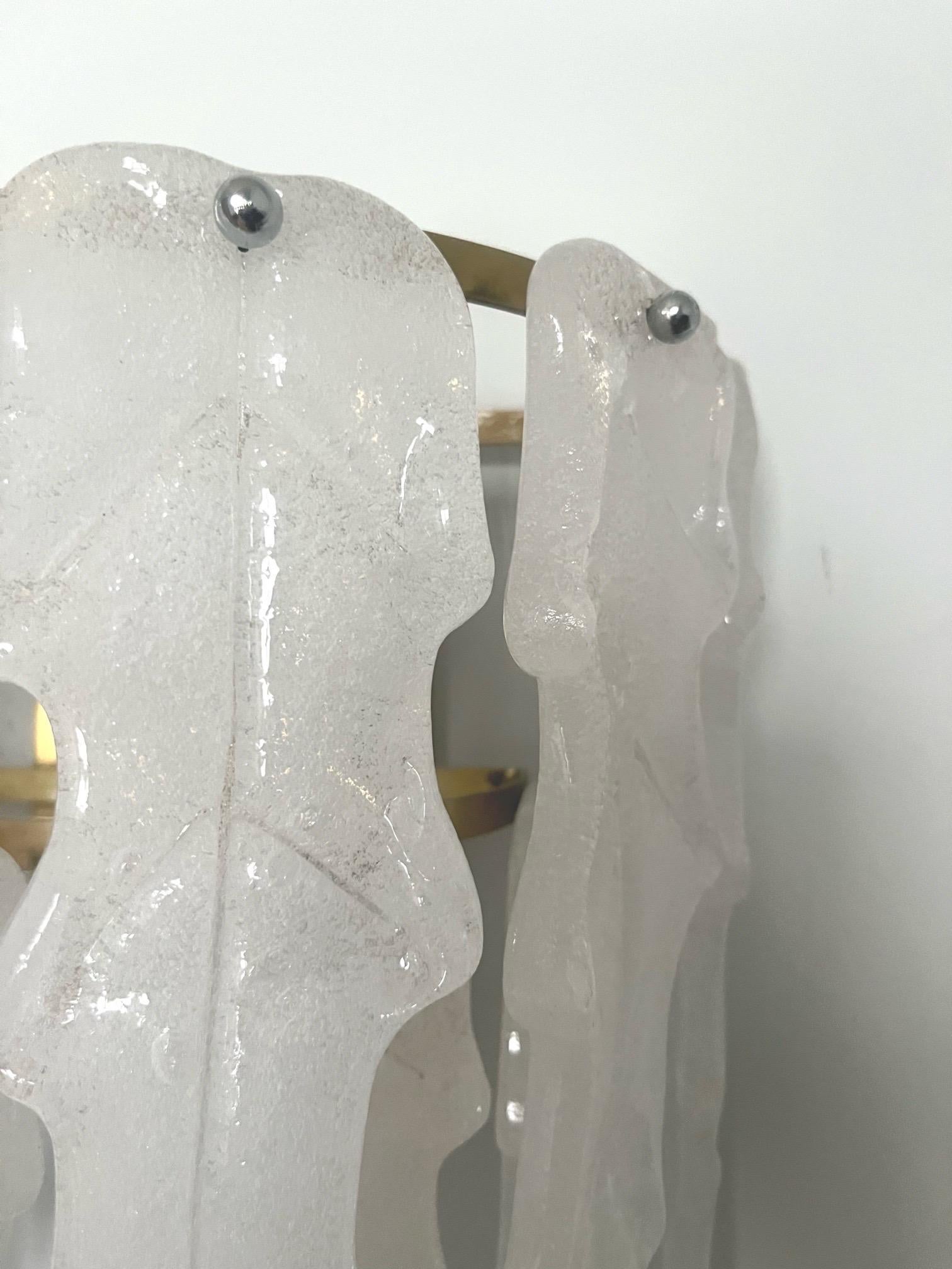Italian Midcentury Large White Leaf Murano Wall Sconce by Mazzega, 1970s For Sale 2