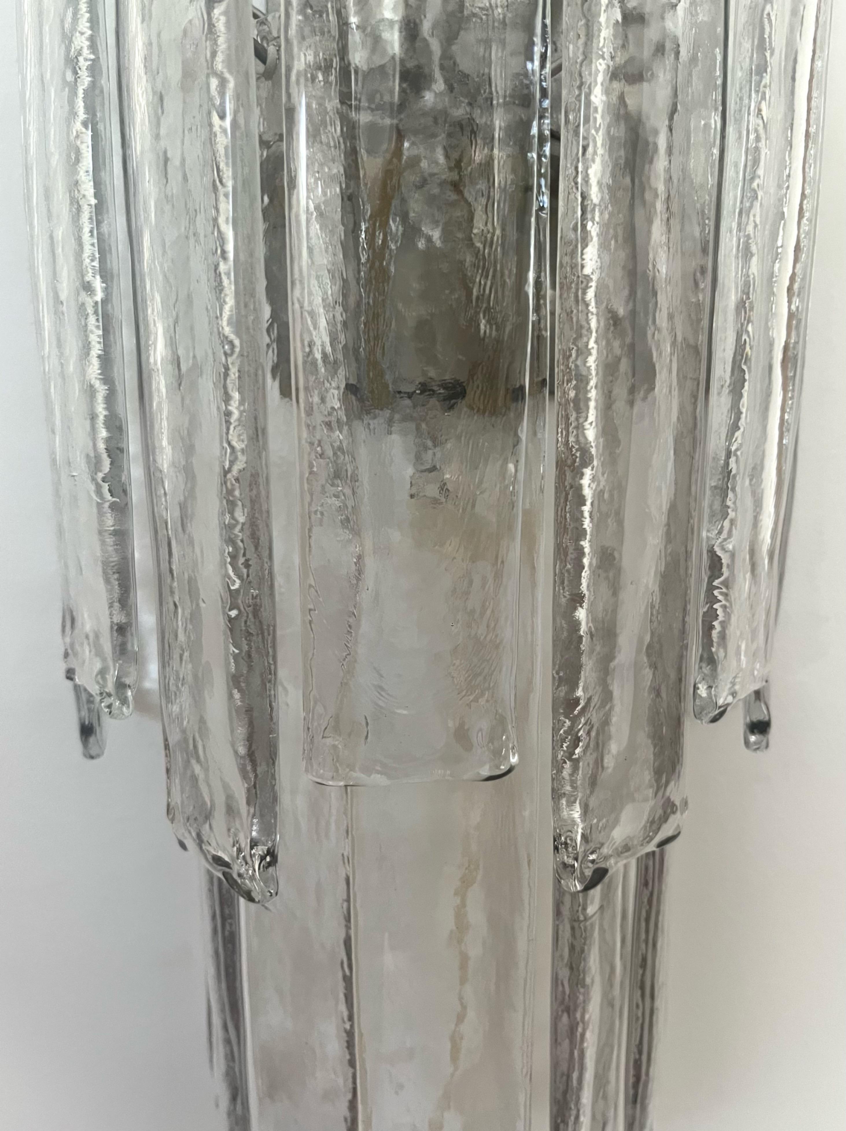 Fine XX secolo Coppia di lampade da parete lunghe e trasparenti di Mazzega Murano, anni '70, Italia Midcentury in vendita