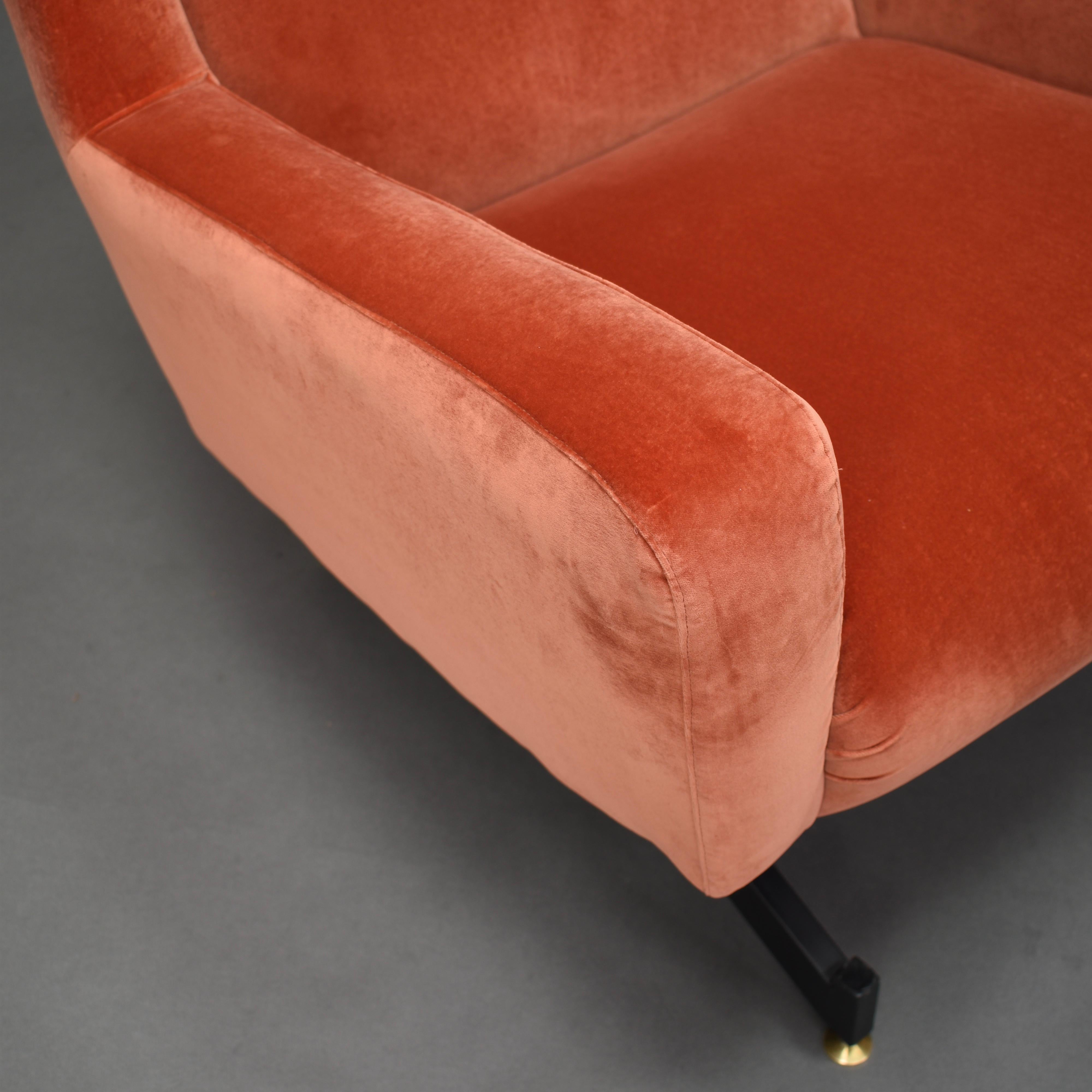 Italian Midcentury Lounge Chair in New Copper Pink Velvet, Italy, 1950s 8