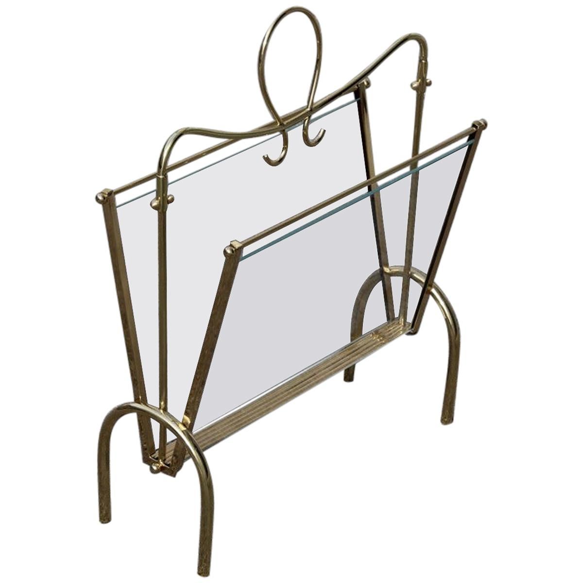 Italian Midcentury Magazine Rack Brass Gold Italian Design Transparent Glass For Sale