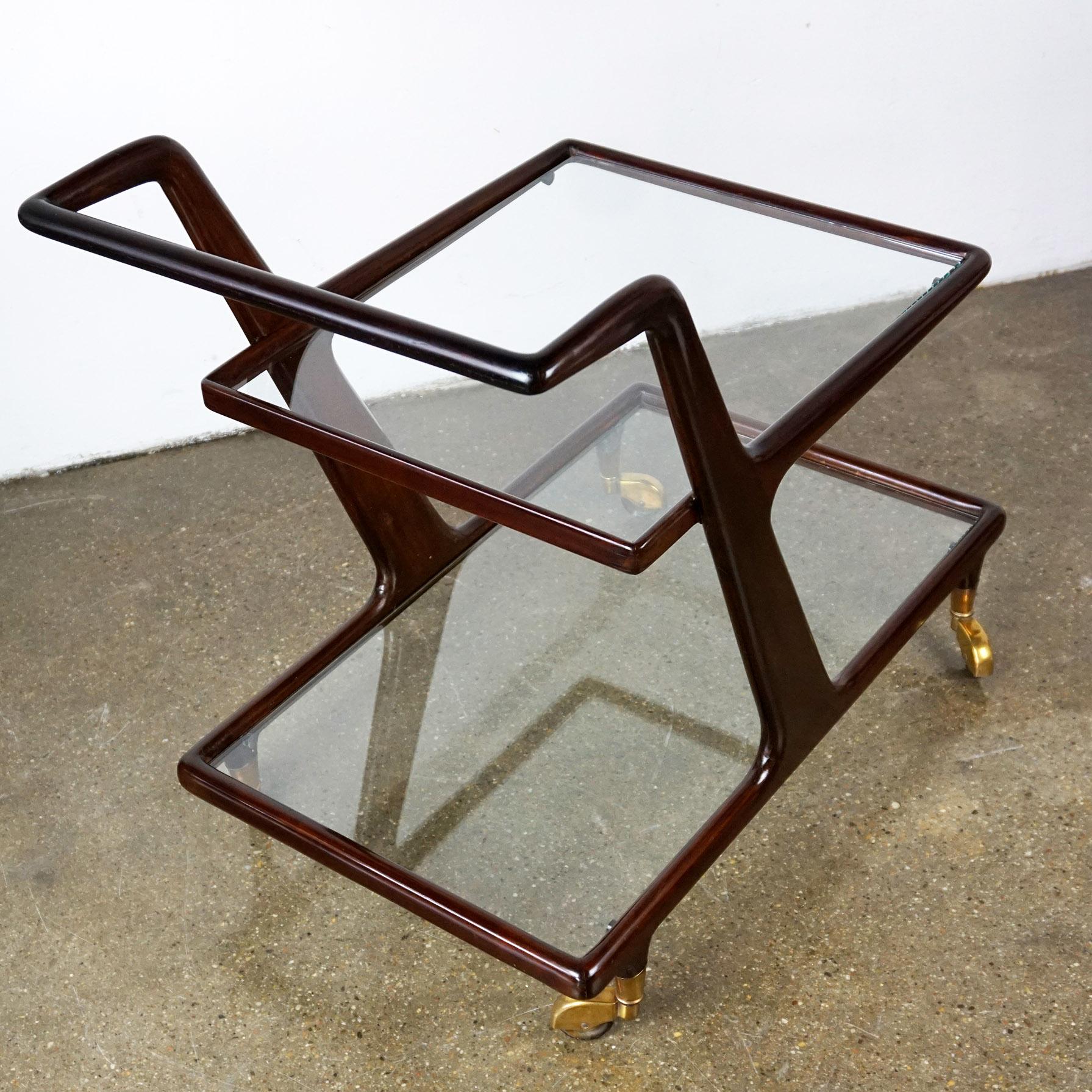 Italian Midcentury Mahogany and Brass Serving or Bar Cart by Cesare Lacca In Good Condition In Vienna, AT