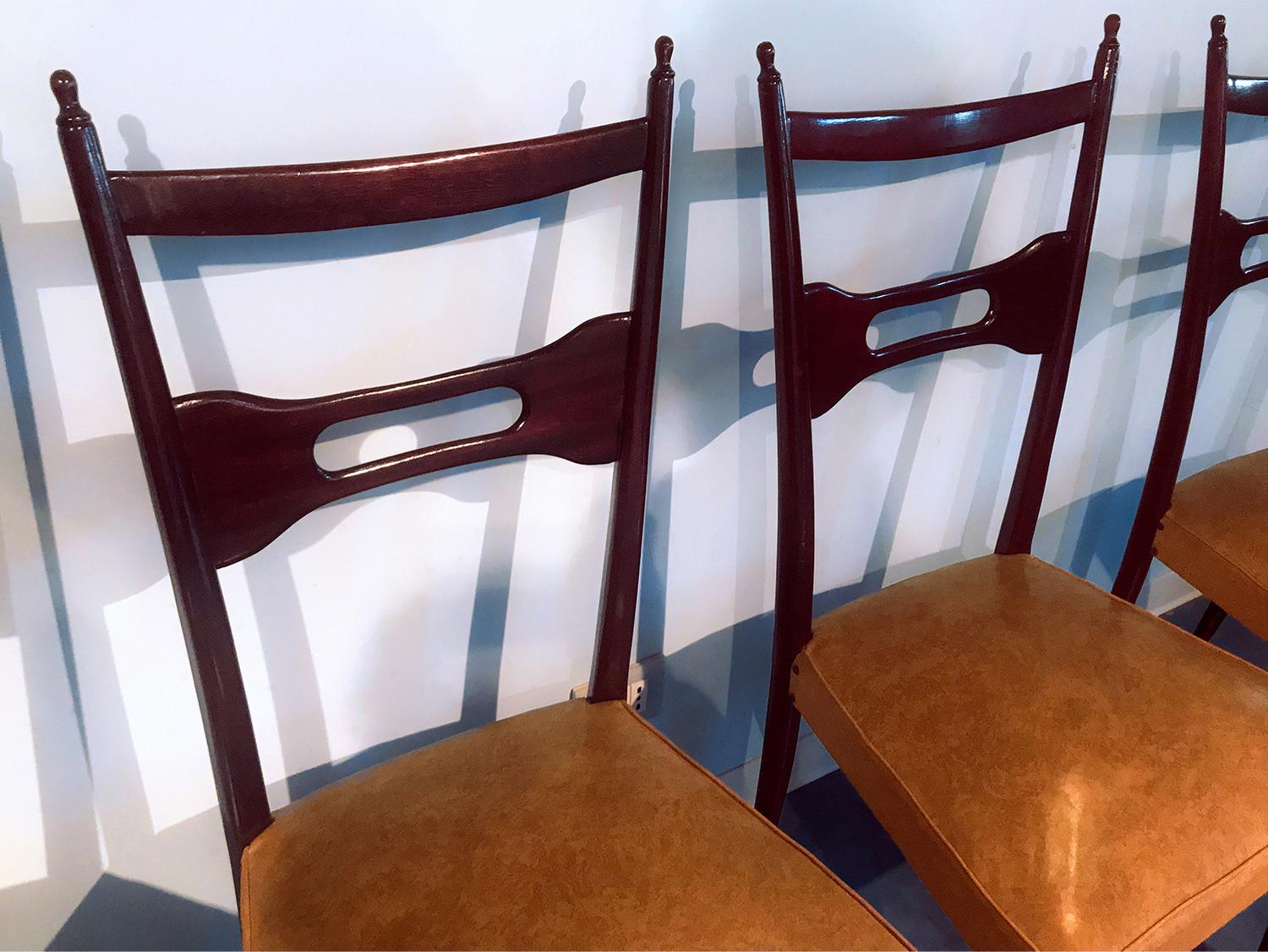 Italian Mid-Century Dining Chairs Paolo Buffa Style, Set of Six, 1950s In Good Condition In Traversetolo, IT