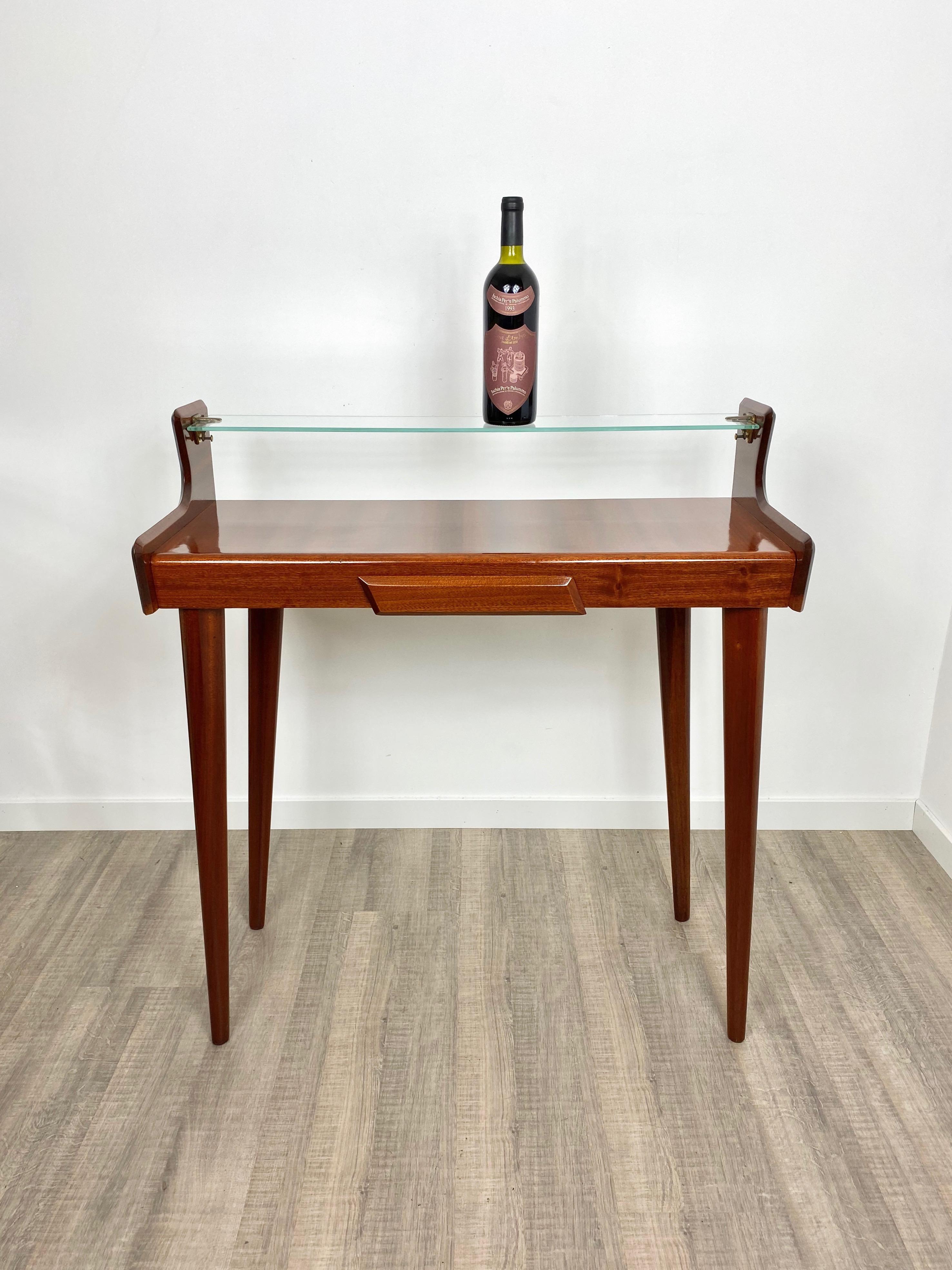 Italian Midcentury Mahogany Wood and Glass Console Table by Carlo de Carli 1950s For Sale 1