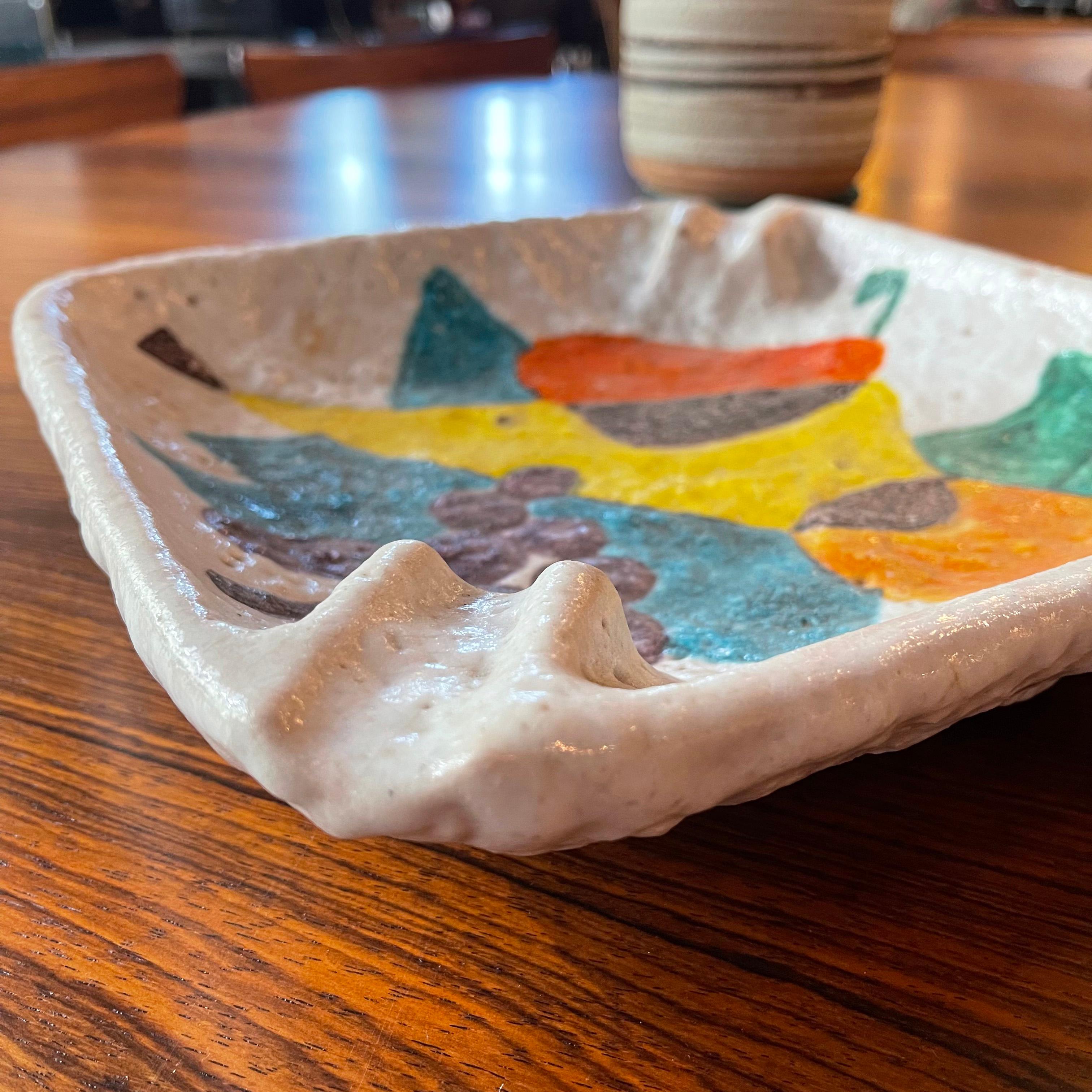 Italian Midcentury Modern Abstract Lava Glaze Ashtray By Raymor In Good Condition For Sale In Brooklyn, NY
