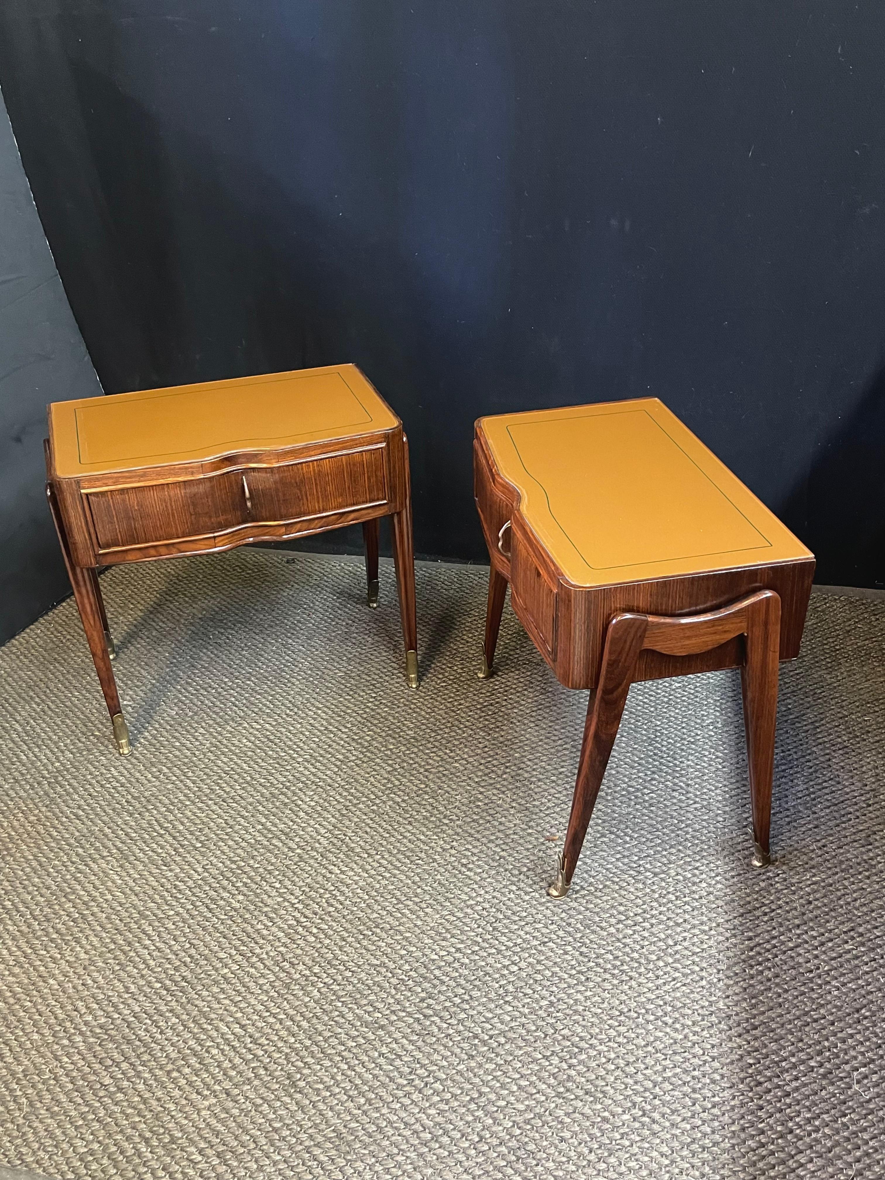 Italian Midcentury Modern Bedside Tables by Vittorio Dassi In Good Condition For Sale In Atlanta, GA