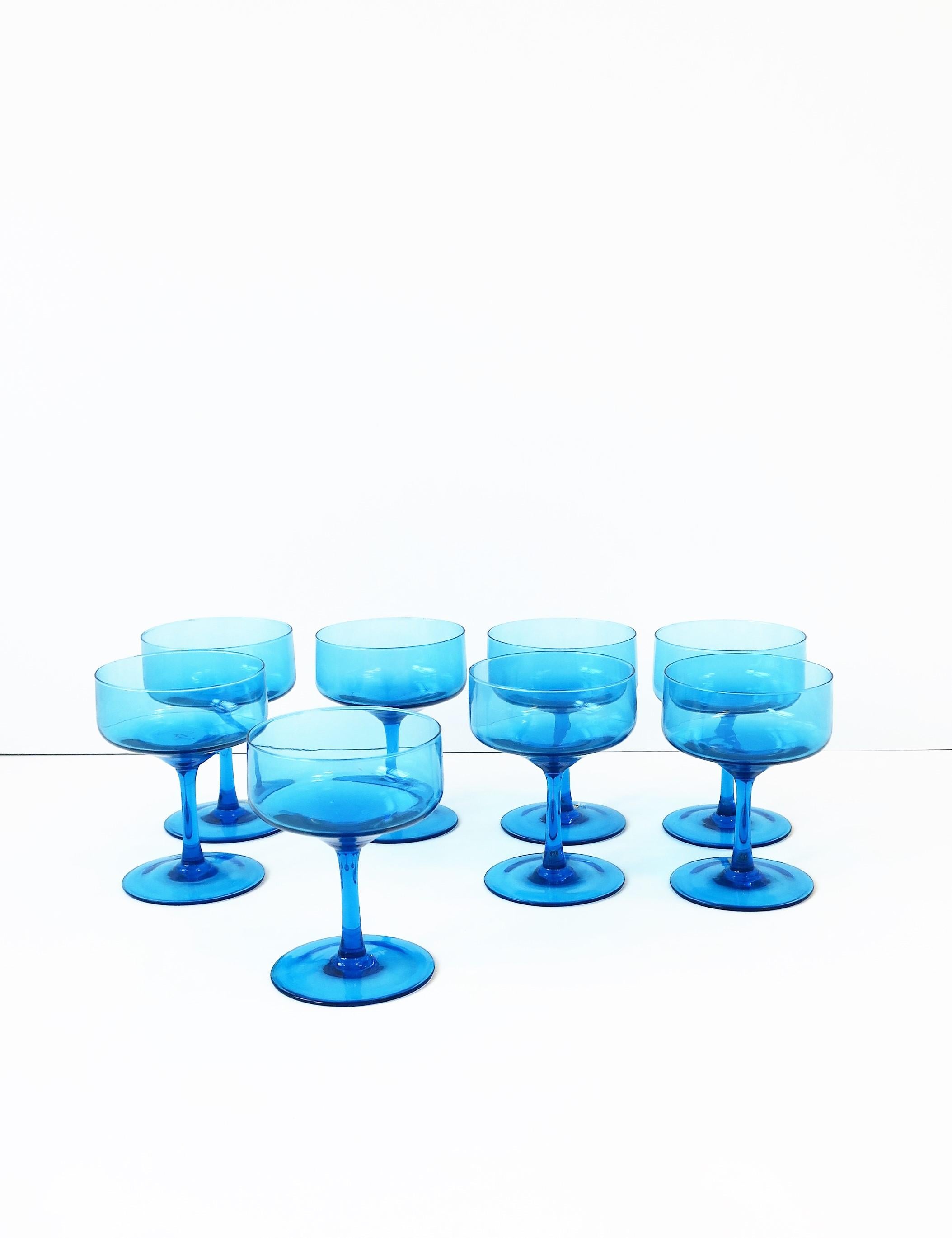 Italian Midcentury Modern Blue Cocktail Glasses, Set of 8 In Good Condition In New York, NY
