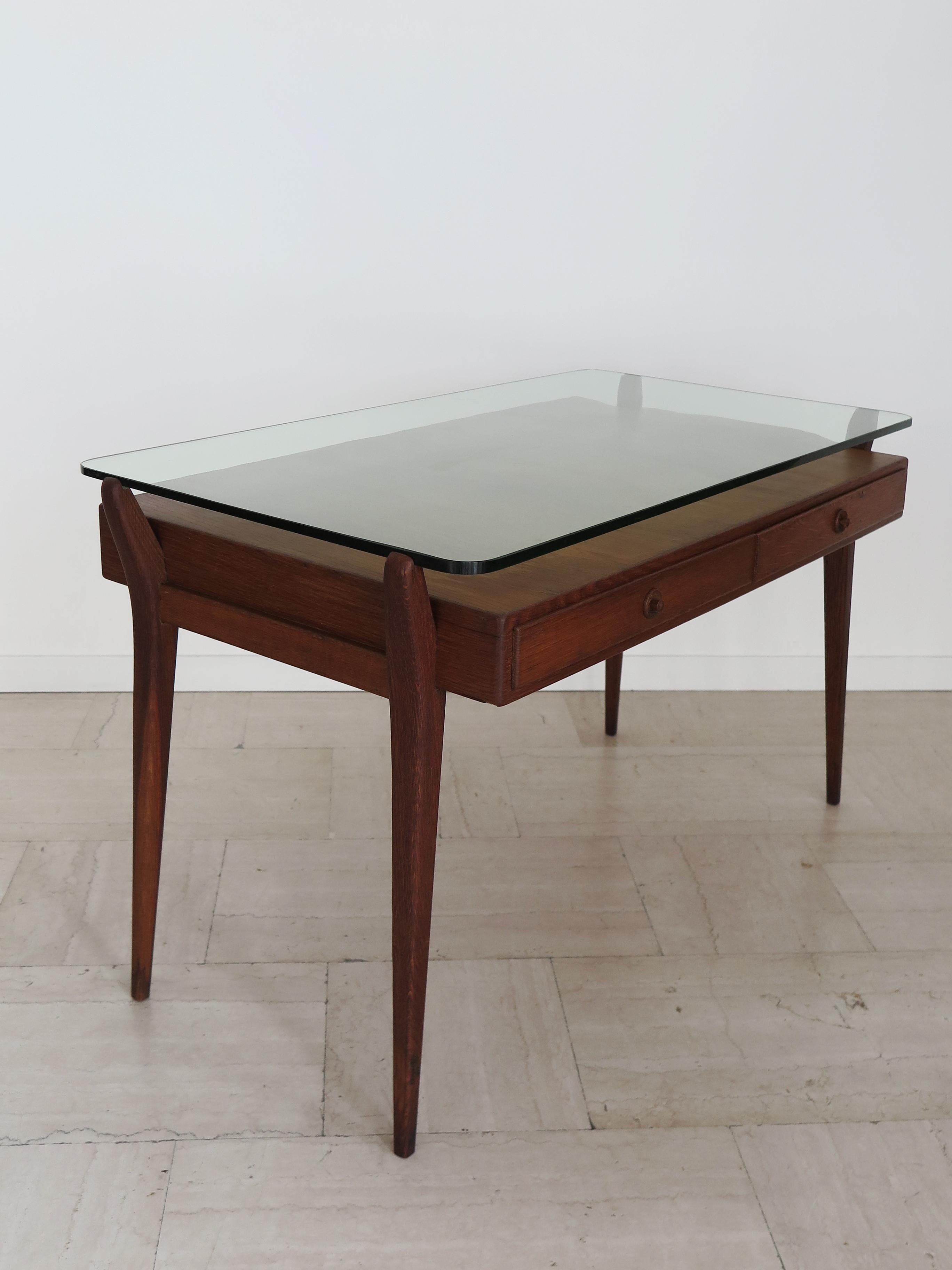 Escritorio italiano de diseño moderno de mediados de siglo de madera y cristal de los años 50 Italiano en venta