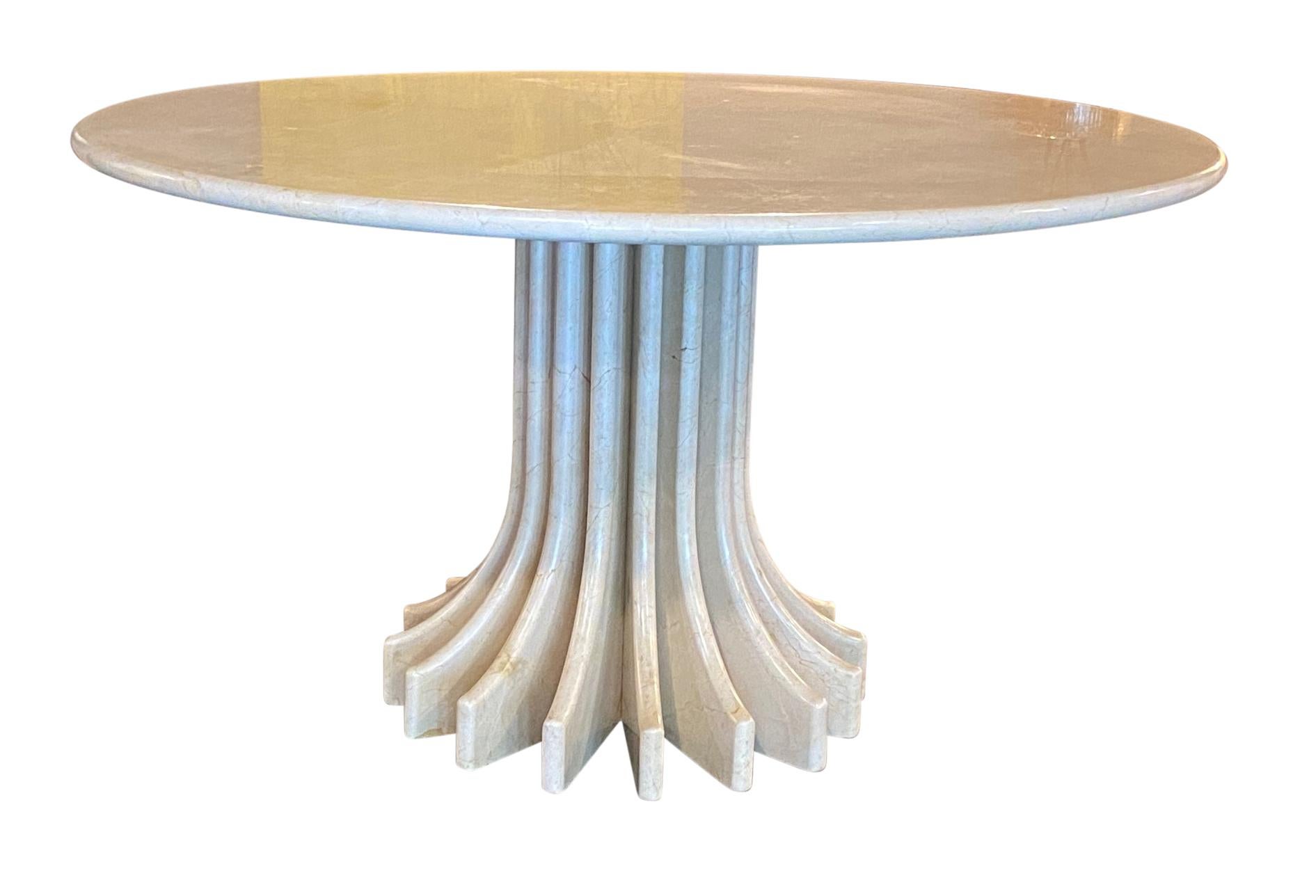 Italian Mid-Century Modern geometric beige marble dining table, made in the 1970s, Carlo Scarpa style.