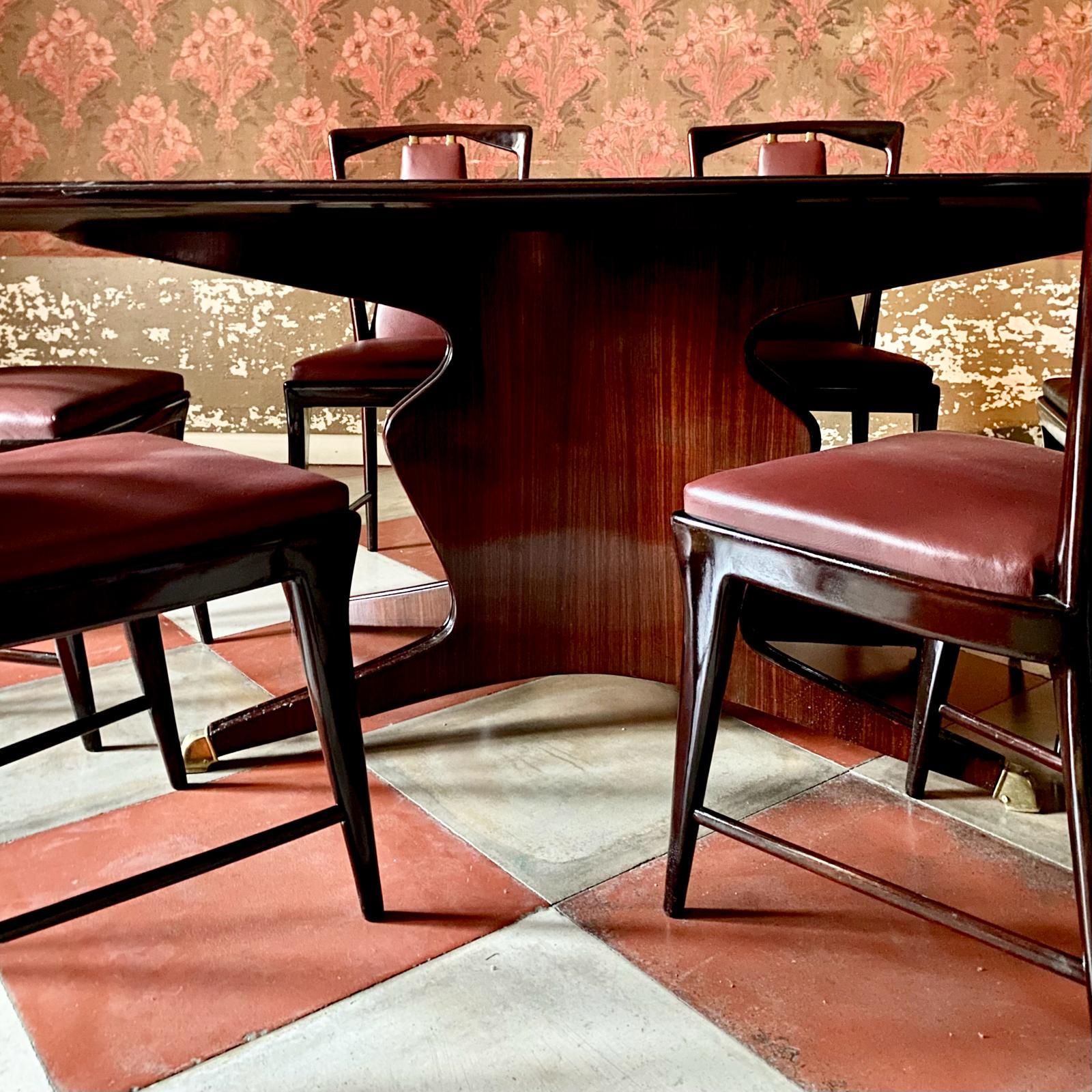 Ensemble de salle à manger italien moderne du milieu du siècle dernier en acajou et bois de rose, Osvaldo Borsani 1950 en vente 1