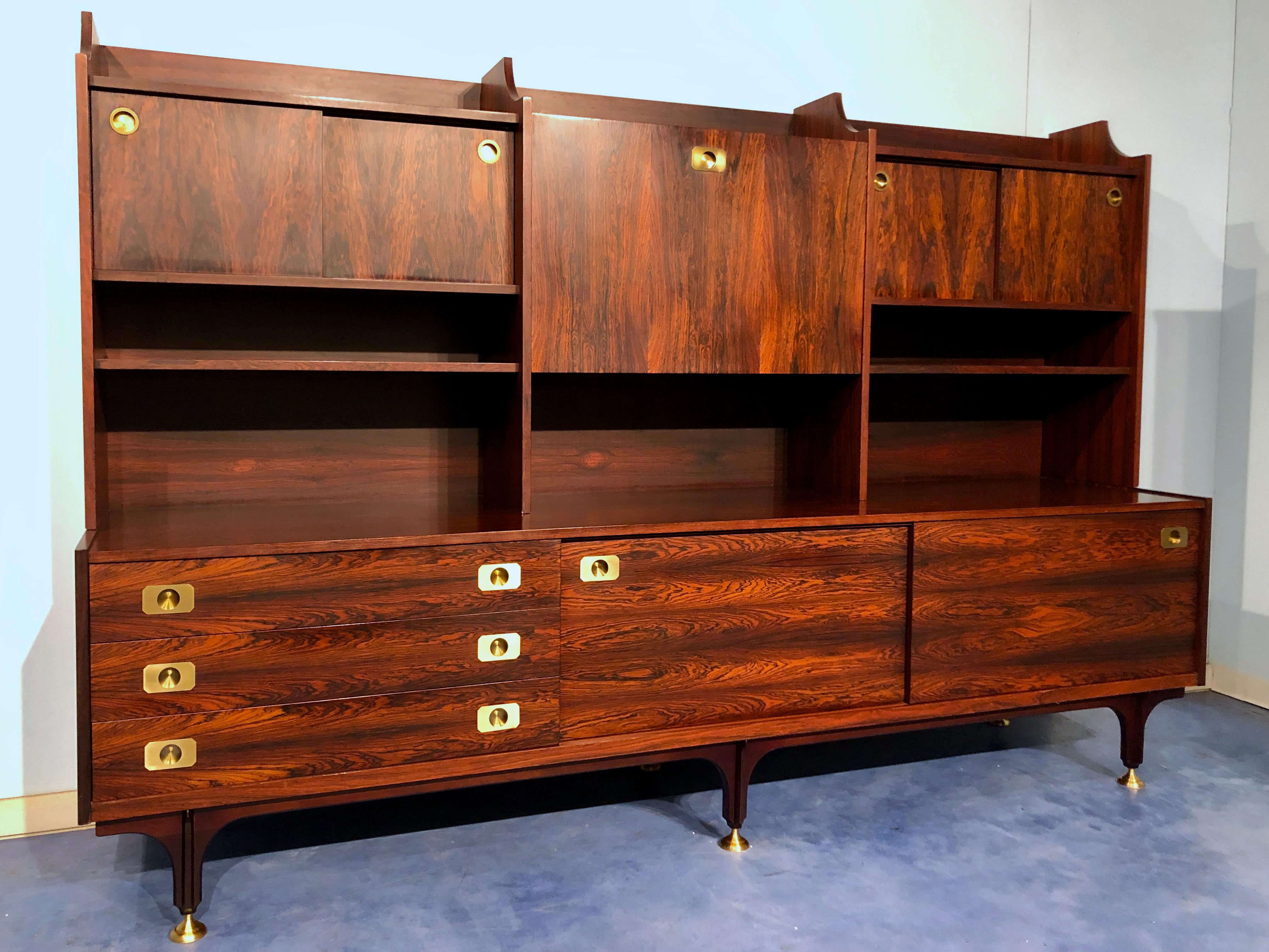 Italian Mid-Century Modern Teak Tall Sideboard, 1950 In Good Condition For Sale In Traversetolo, IT