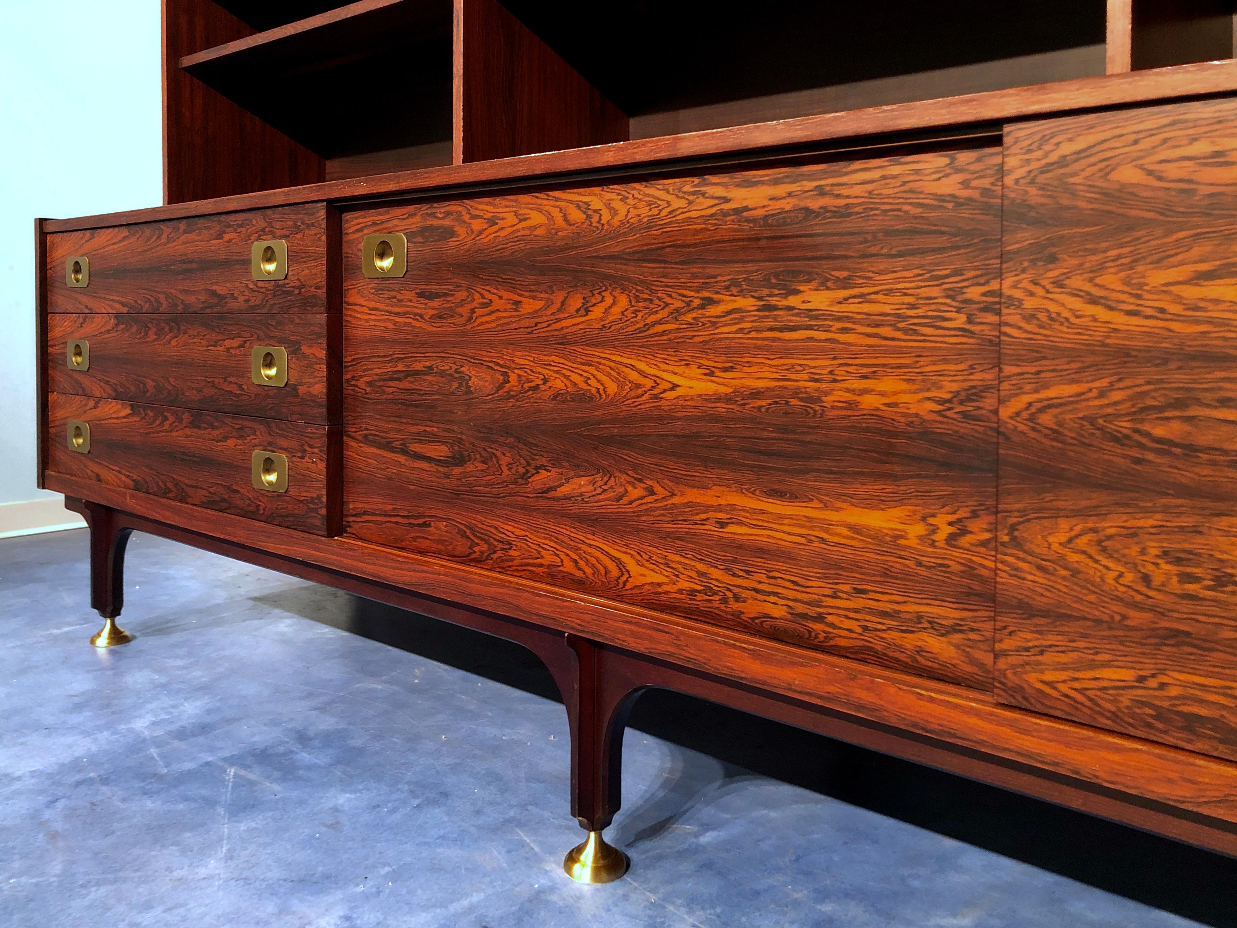 Italian Mid-Century Modern Teak Tall Sideboard, 1950 For Sale 4