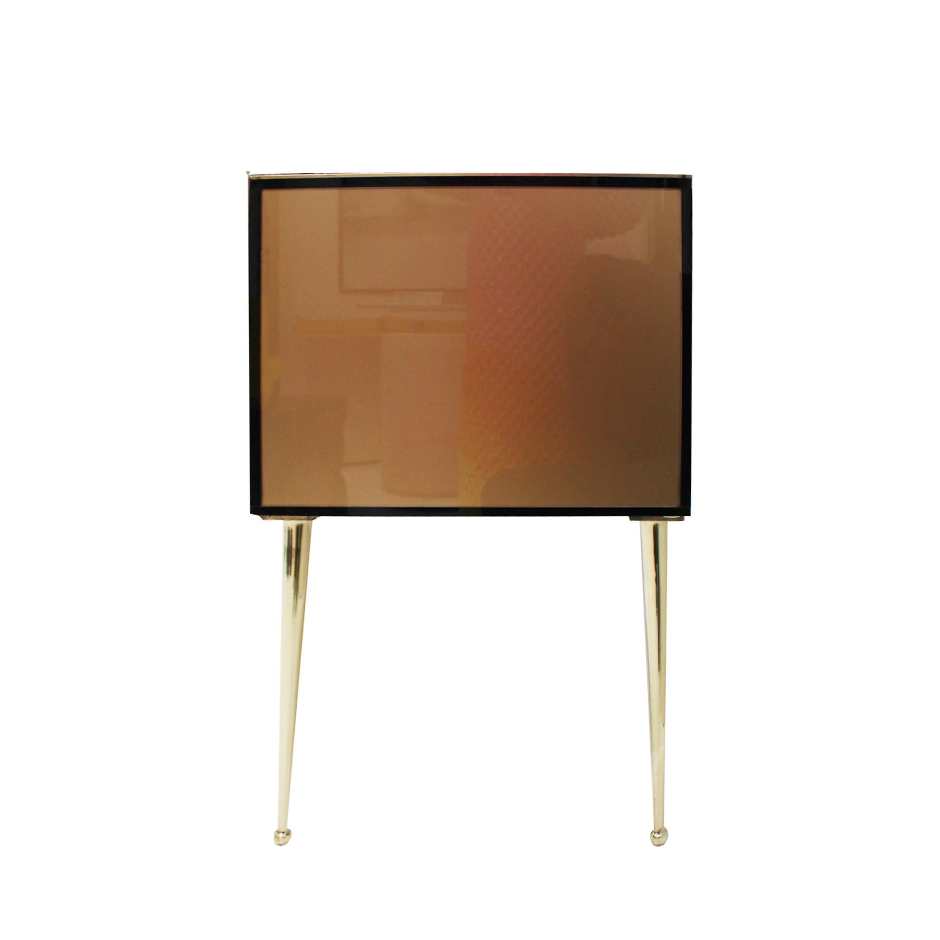 Italienisches Mid-Century-Modern-Sideboard aus Massivholz und farbigem Glas, 1950er Jahre im Angebot 3