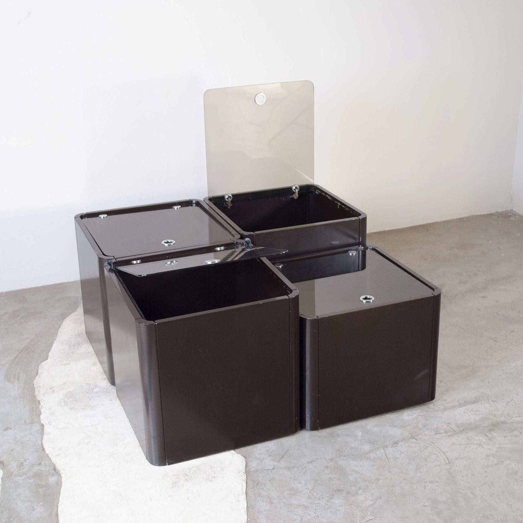 Late 20th Century Italian midcentury modular set of four boxes 1970s For Sale