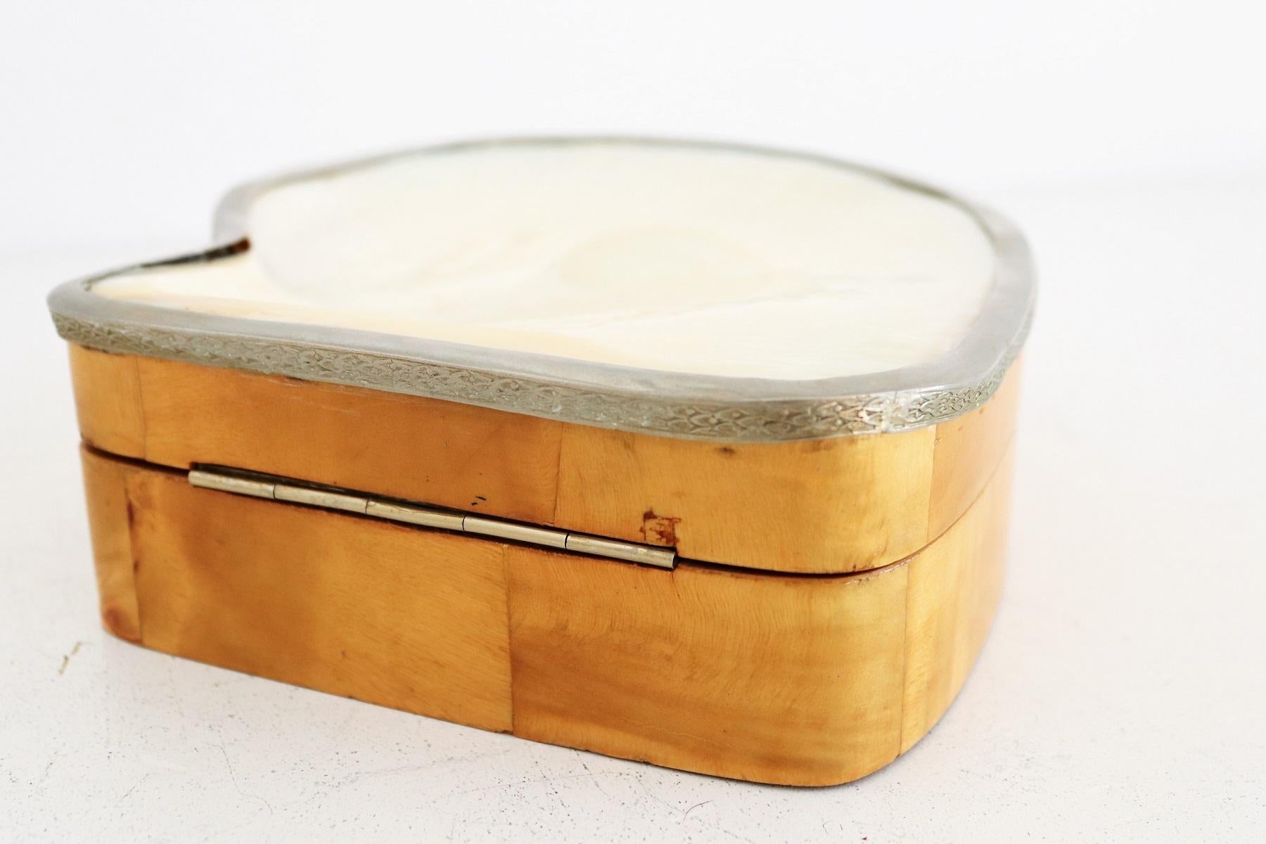 Italian Midcentury Burl Wood Jewelry Box, 1970s For Sale 9